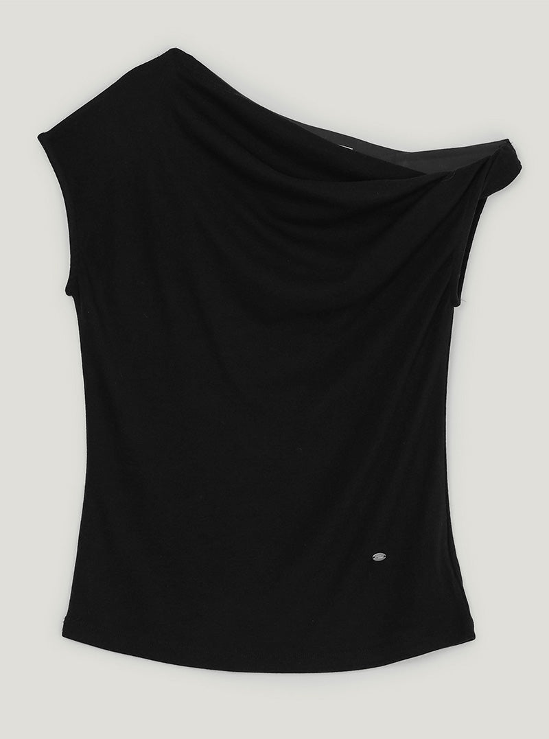 Mete Twisted Asymmetrical Off-Shoulder T-Shirt