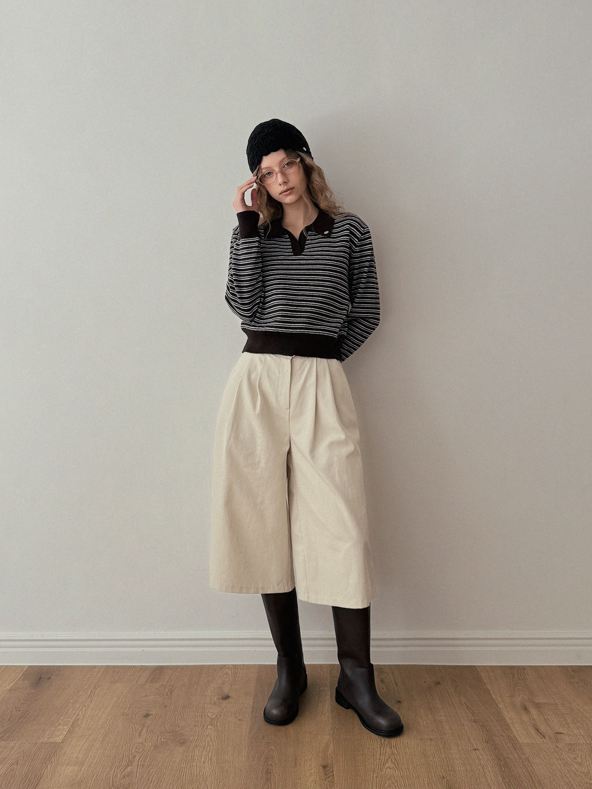 Stun Stripe Collar Long Sleeve Knit
