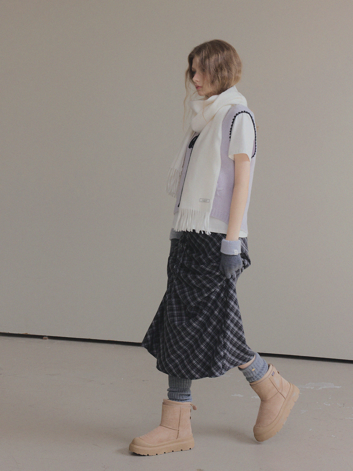 【TWEE】Pfund Color-Block Strap Flower Knit Vest