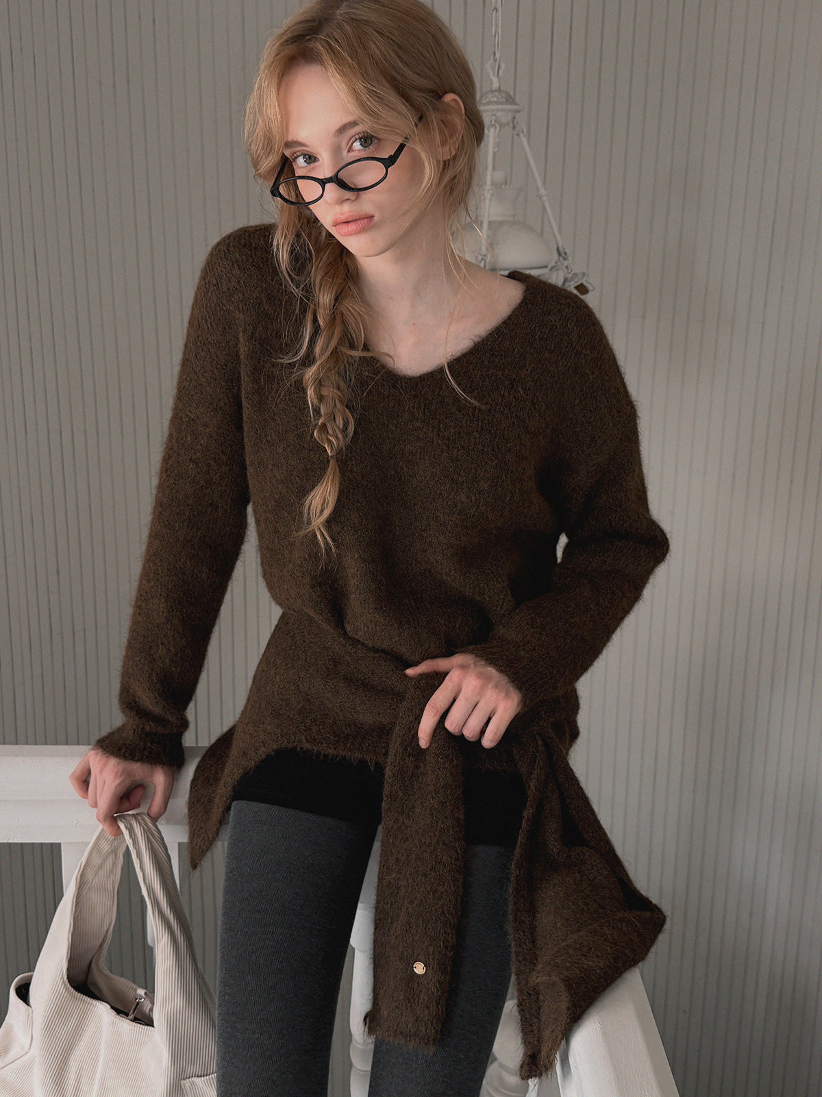 Noun V-Neck Loose-Fit Knit (with Wrap)