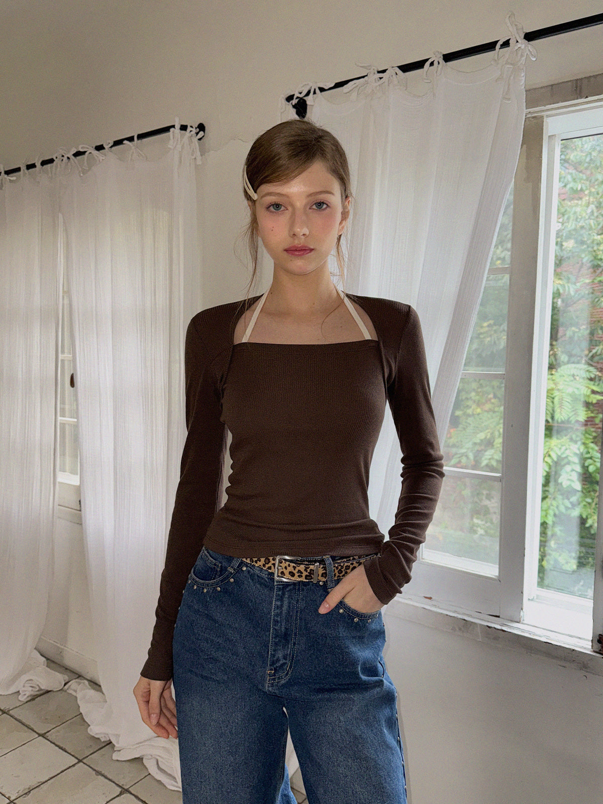 Vented Halter Contrast Strap Long-Sleeve T-Shirt