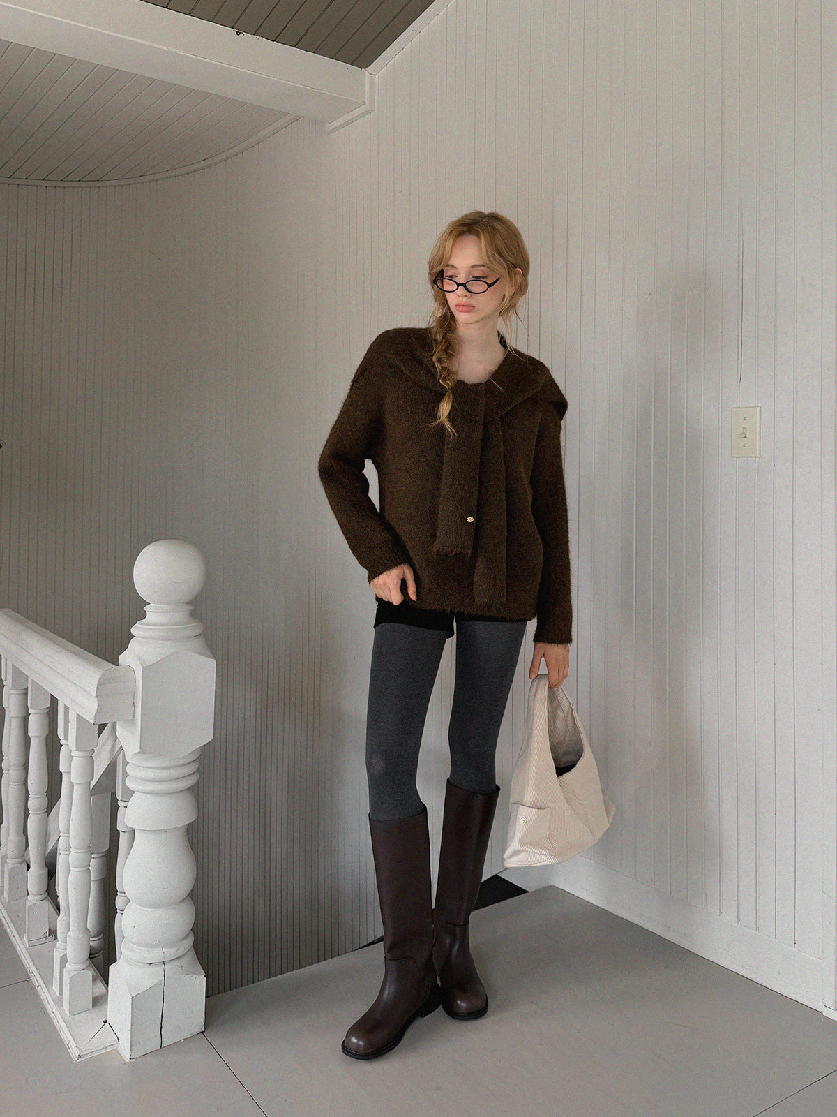Noun V-Neck Loose-Fit Knit (with Wrap)