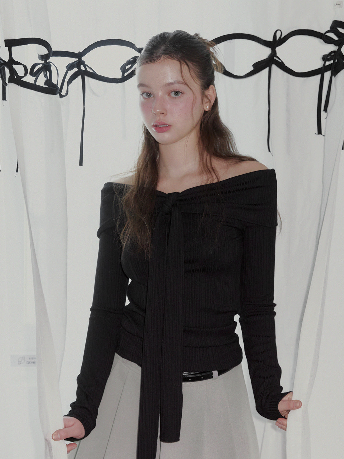 Riden Off-Shoulder Long Sleeve Tee (Strap Set)