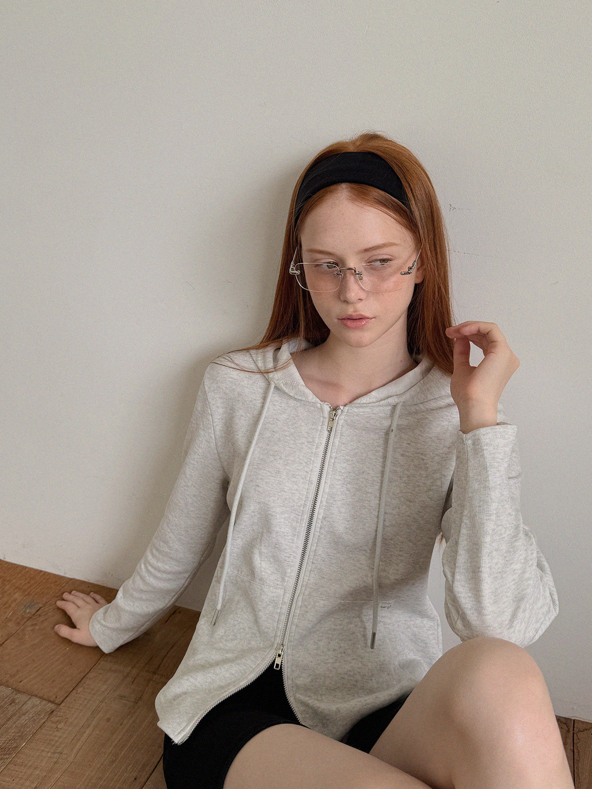 【TWEE】Baeky Round Hood Zip-Up