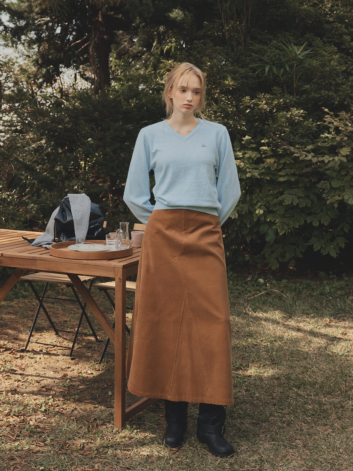 Lena Basic V-Neck Knit Top