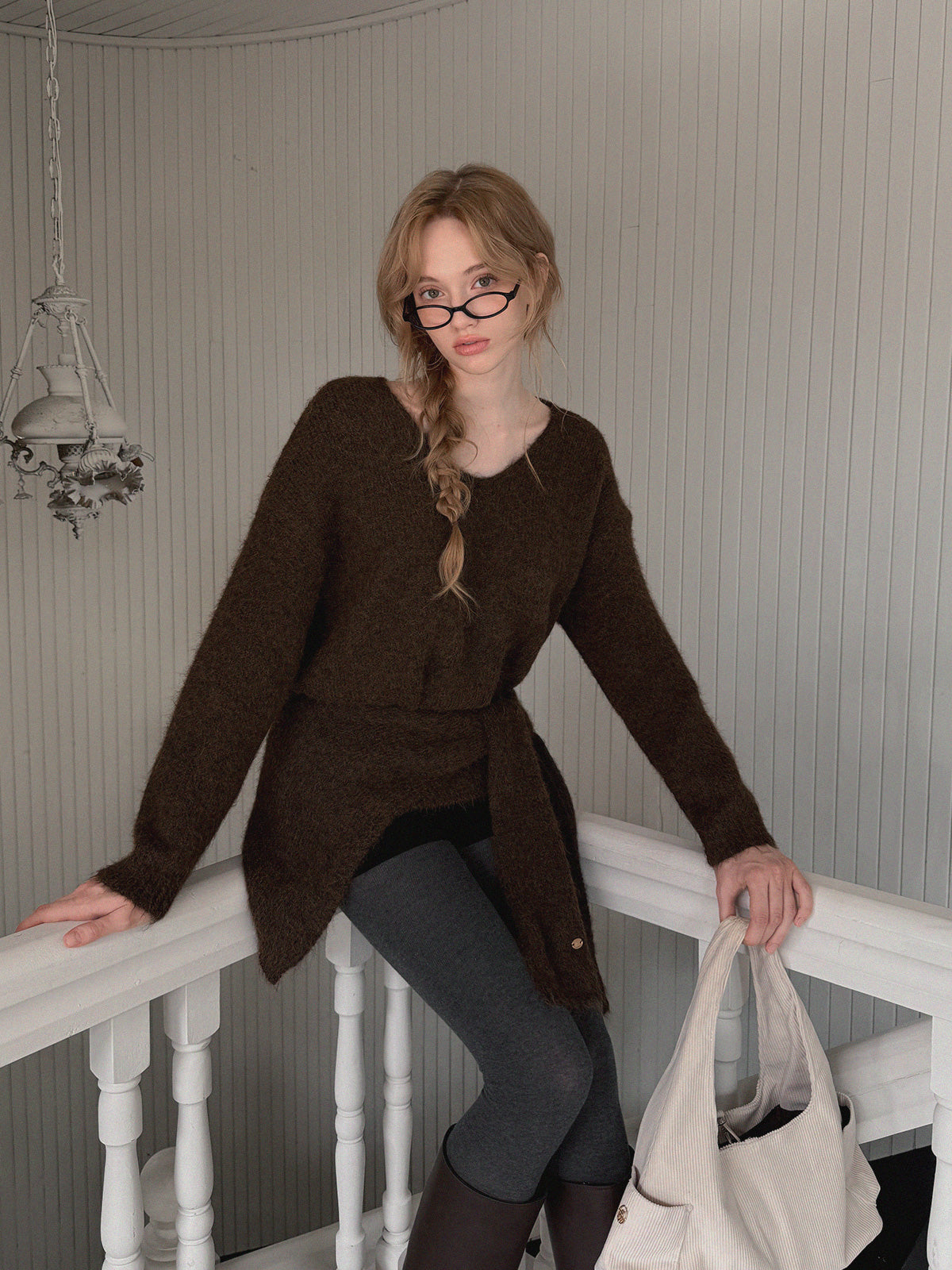 Noun V-Neck Loose-Fit Knit (with Wrap)