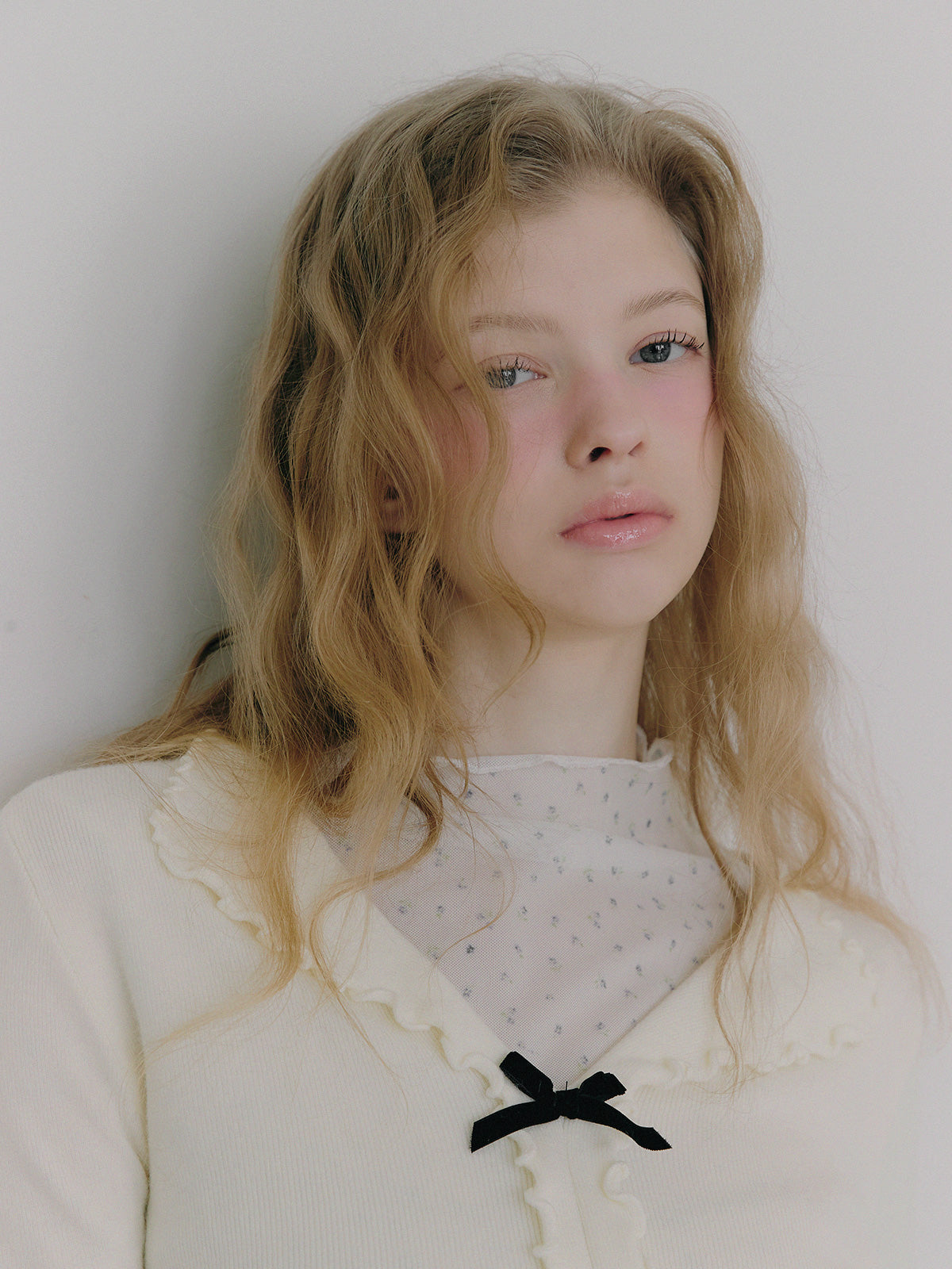 Newb Ribbon Frill Knit Top