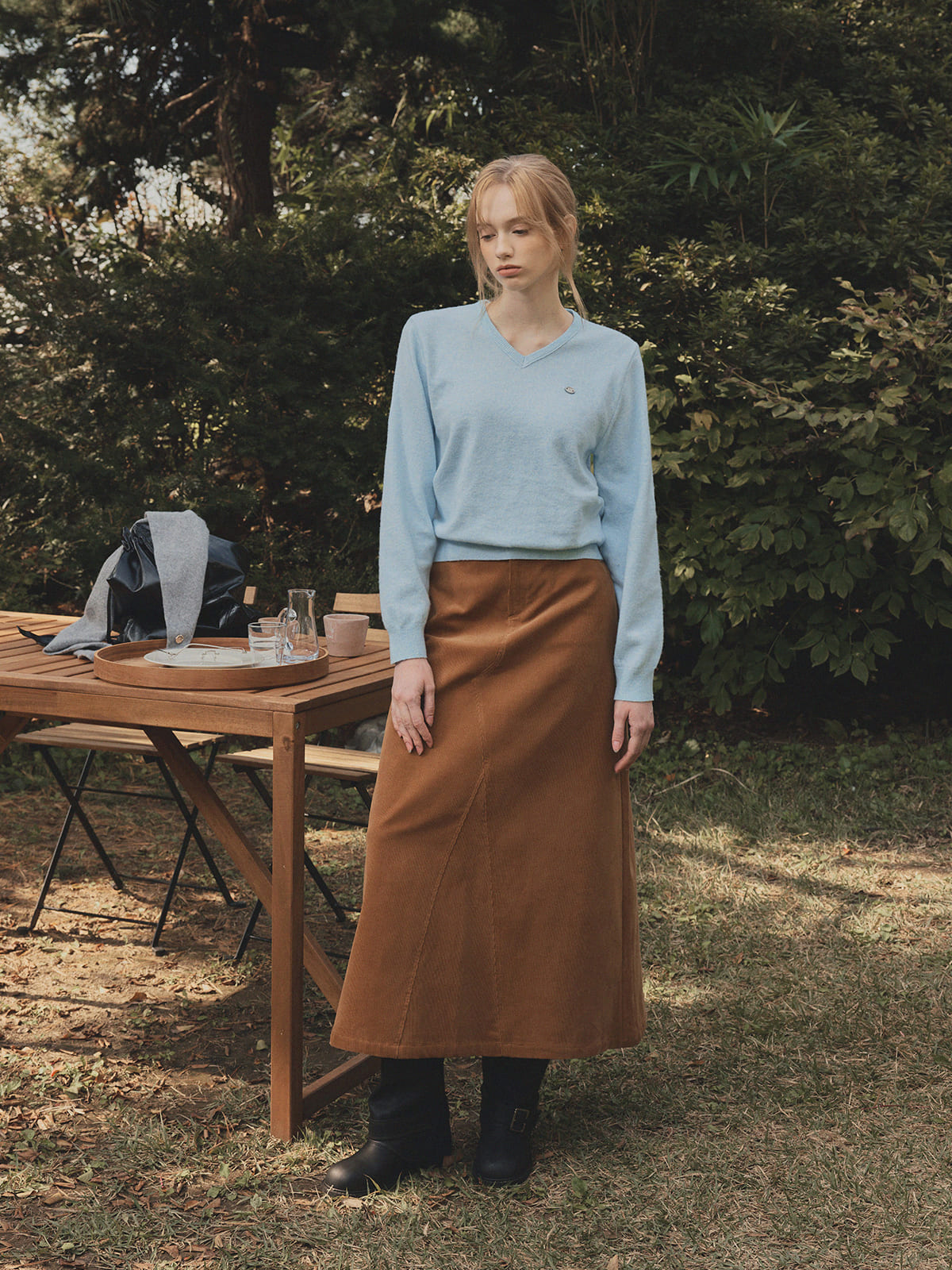 Lena Basic V-Neck Knit Top