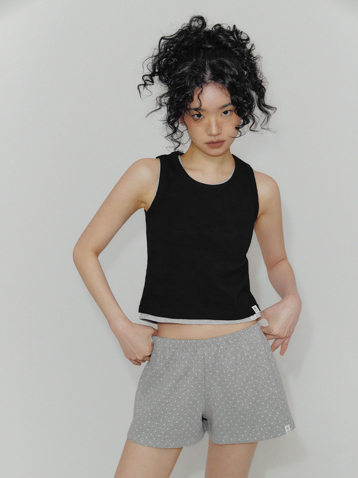 Pratt ベーシック Uネック クロップド ノースリーブ