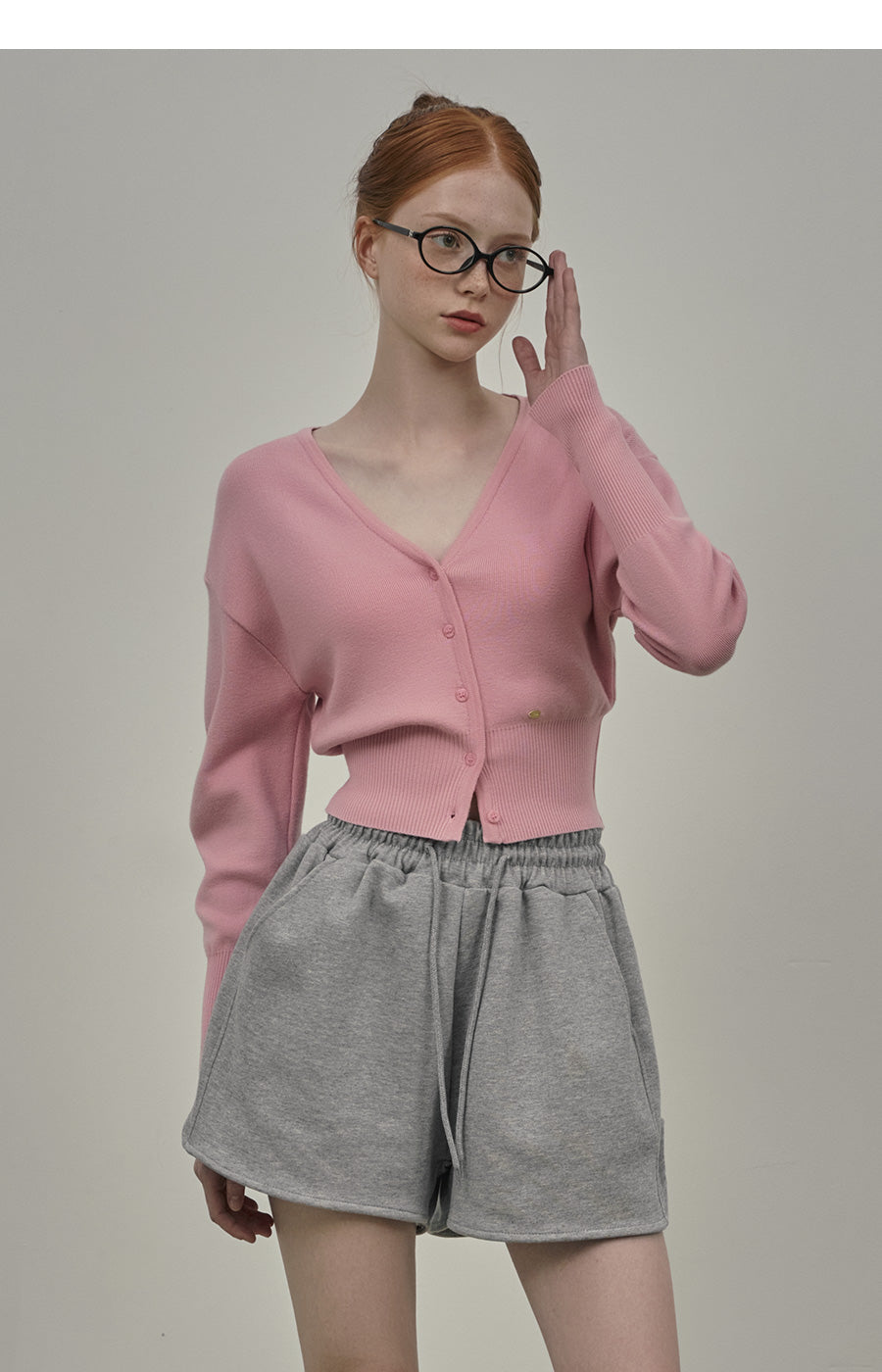 【TWEE】Anu Lovely Basic V-Neck Cardigan