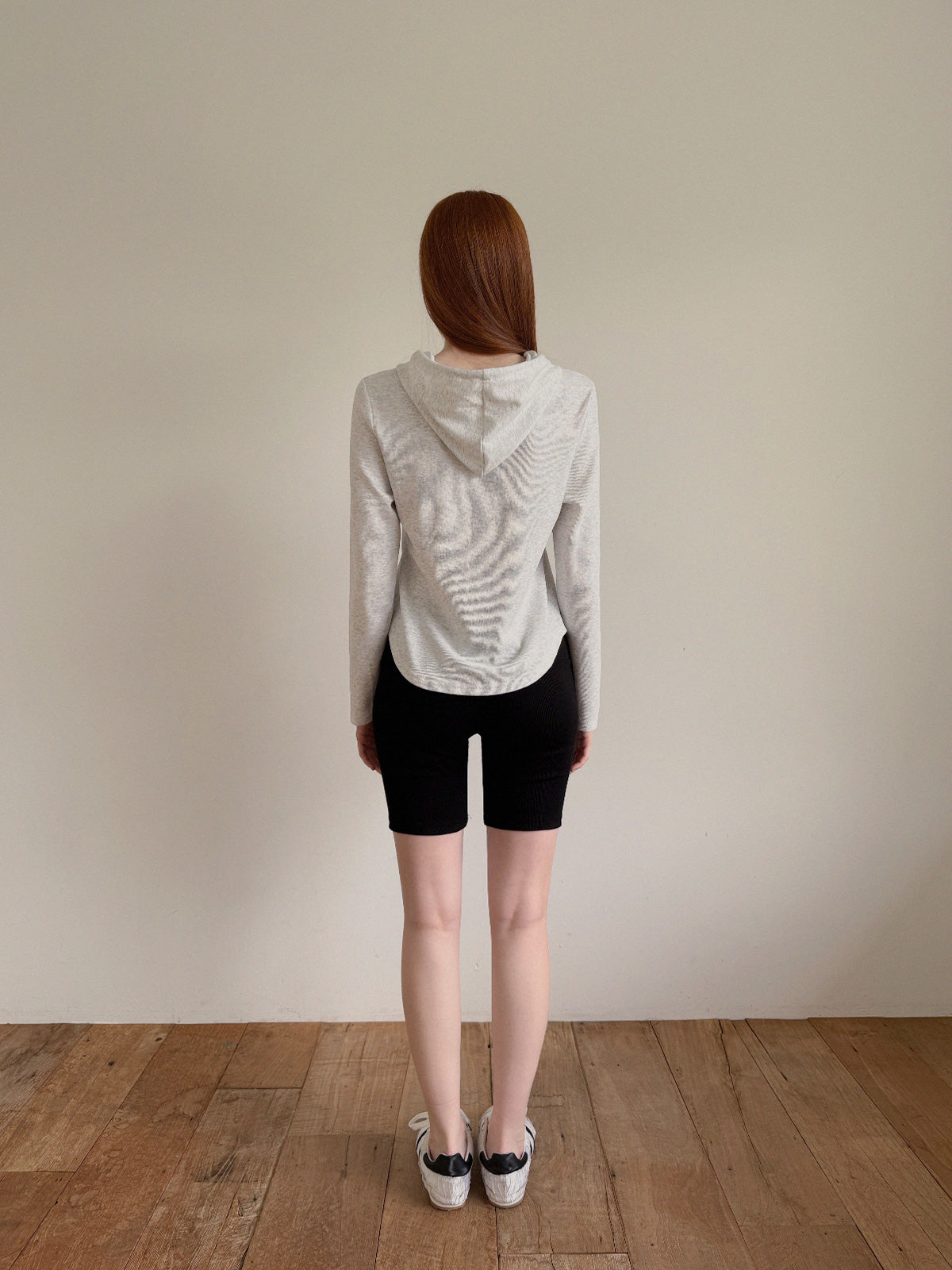 【TWEE】Baeky Round Hood Zip-Up