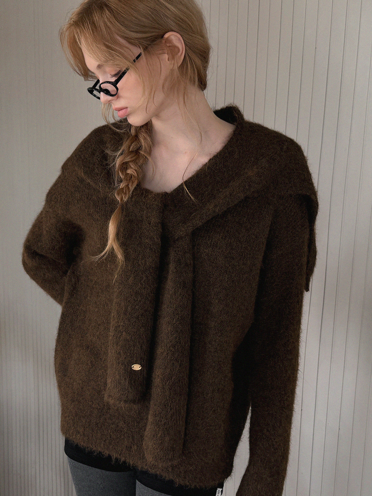 Noun V-Neck Loose-Fit Knit (with Wrap)