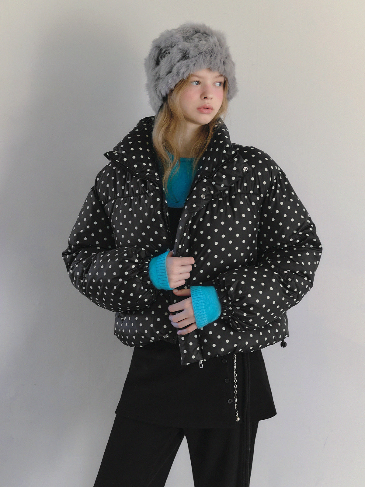 Shaco dot short padded jumper