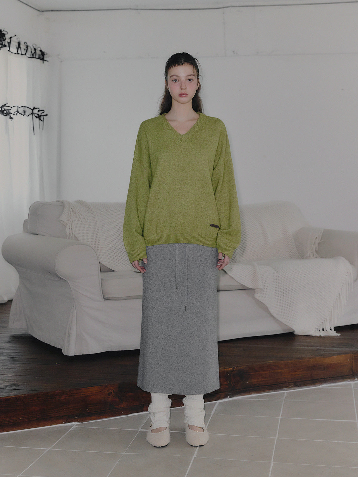 [TWEE] Lennon V-Neck Balloon Sleeve Loose Knit
