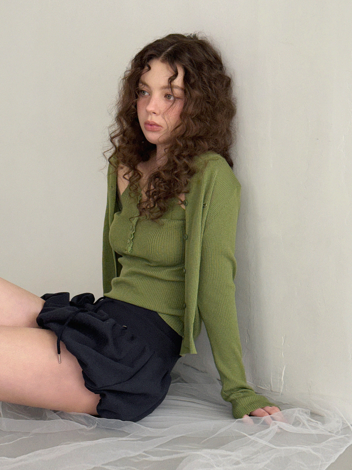 [TWEE] Metin Spitzen-Ärmelloses Cardigan-Set