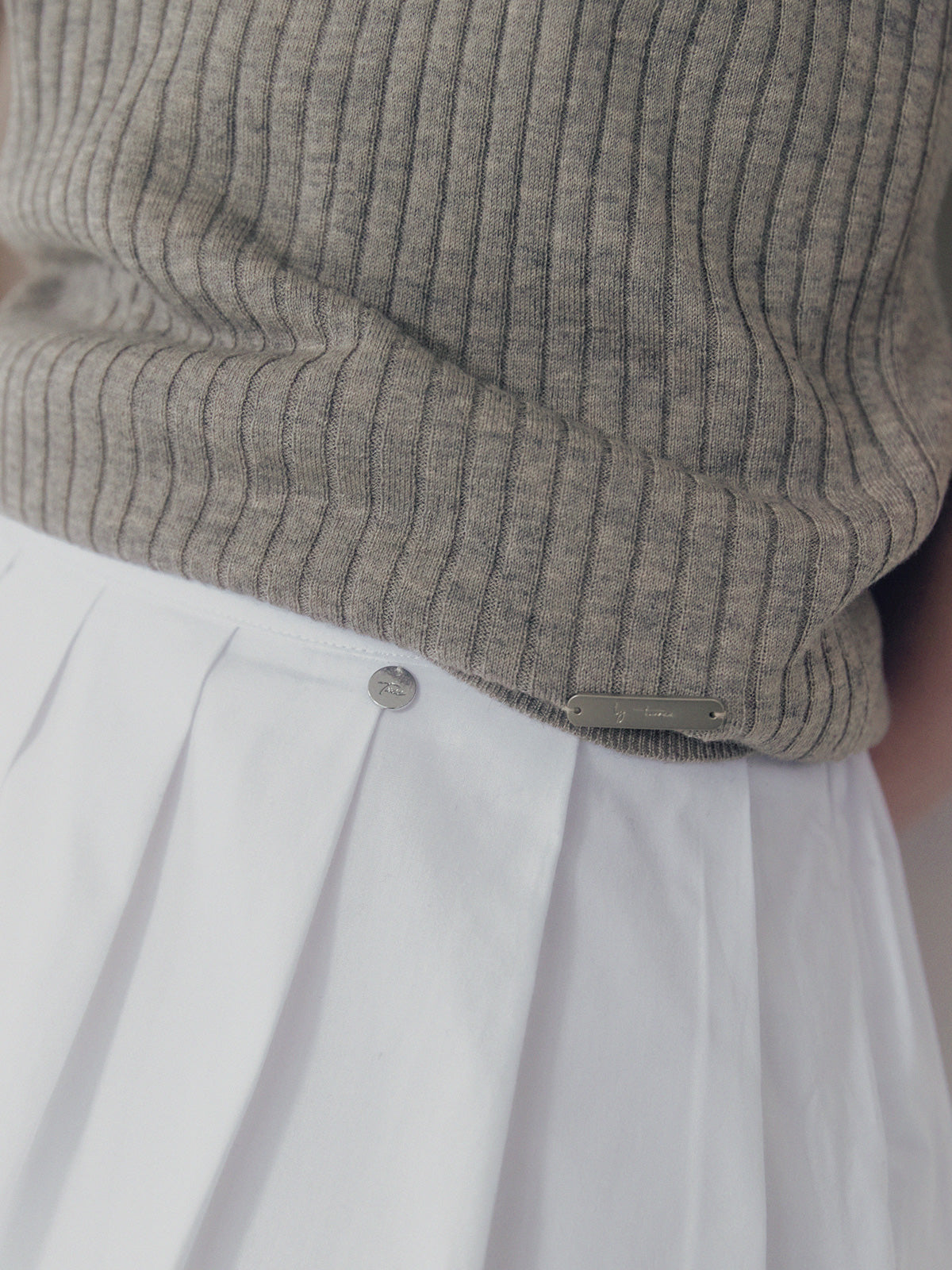 Canut Halter Neck Layered Short-Sleeve Knit