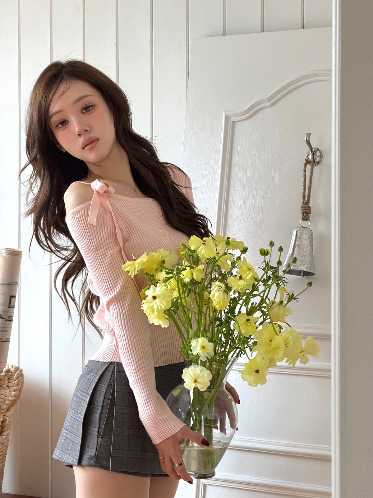 [TWEE] Morica Asym Off-Shoulder Long Sleeve Knit