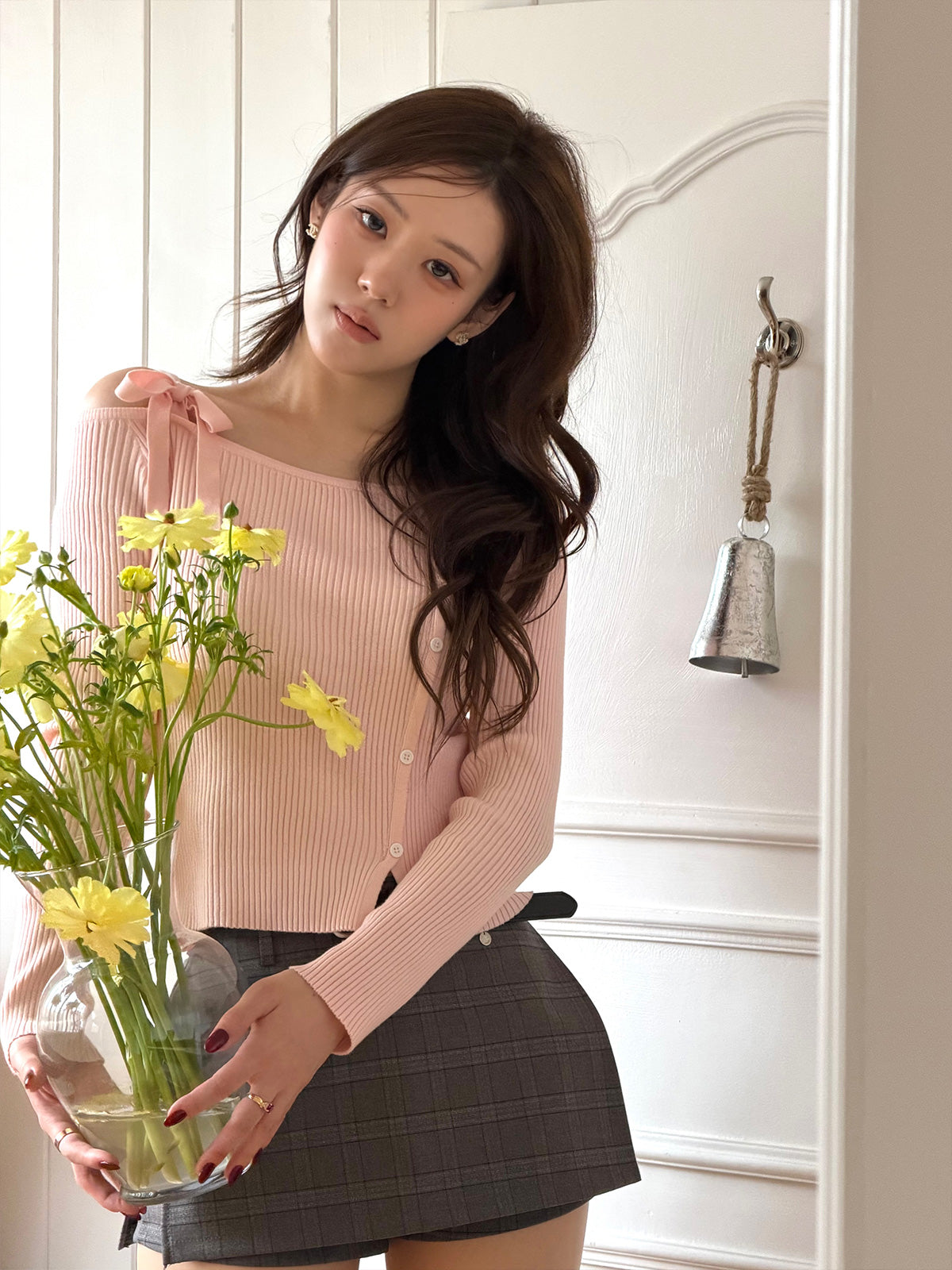 [TWEE] Morica Asym Off-Shoulder Long Sleeve Knit