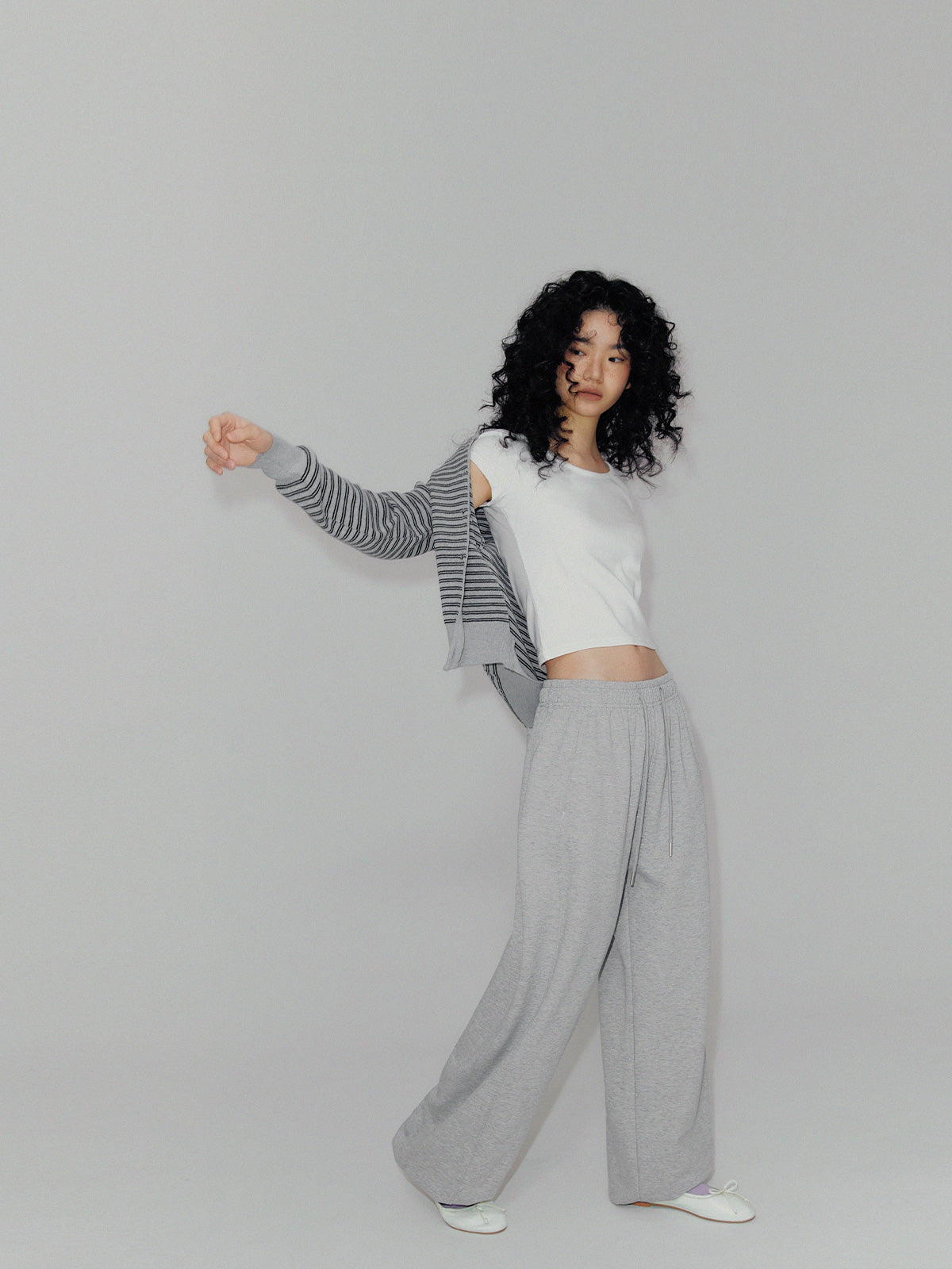[TWEE] Forden Basic Lange Sweatpants mit beidseitigem Bund