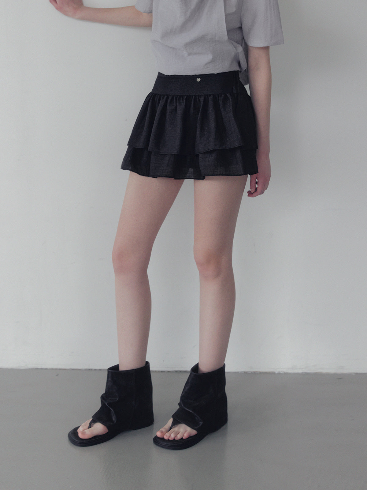 [TWEE] Blit tiered back banding mini skirt
