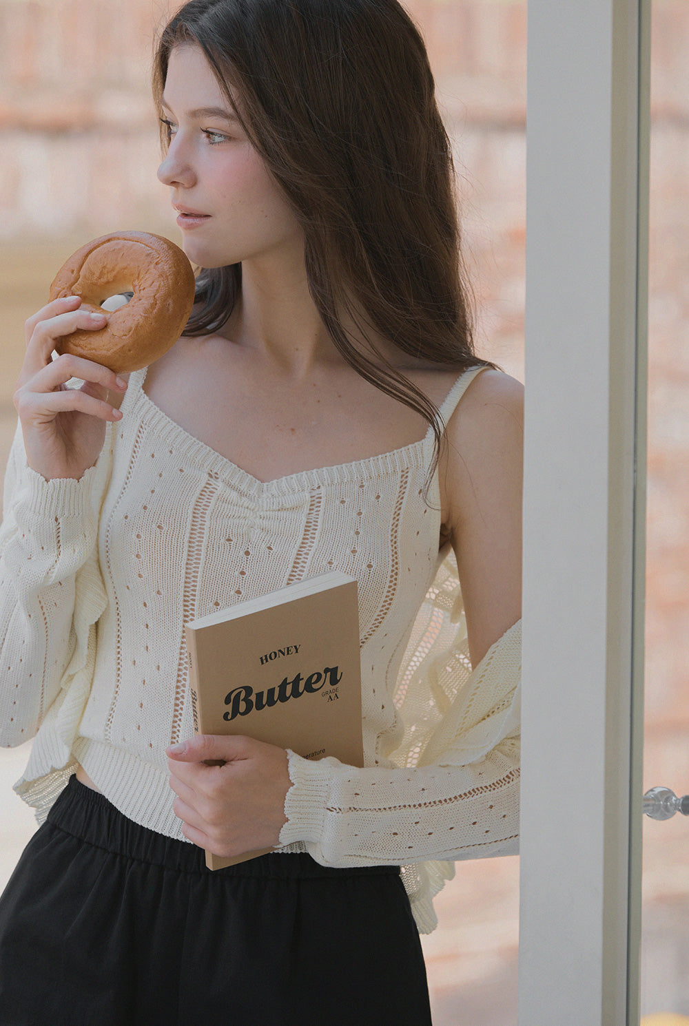 Zden Scatch Punching Knit Tank Cardigan Set