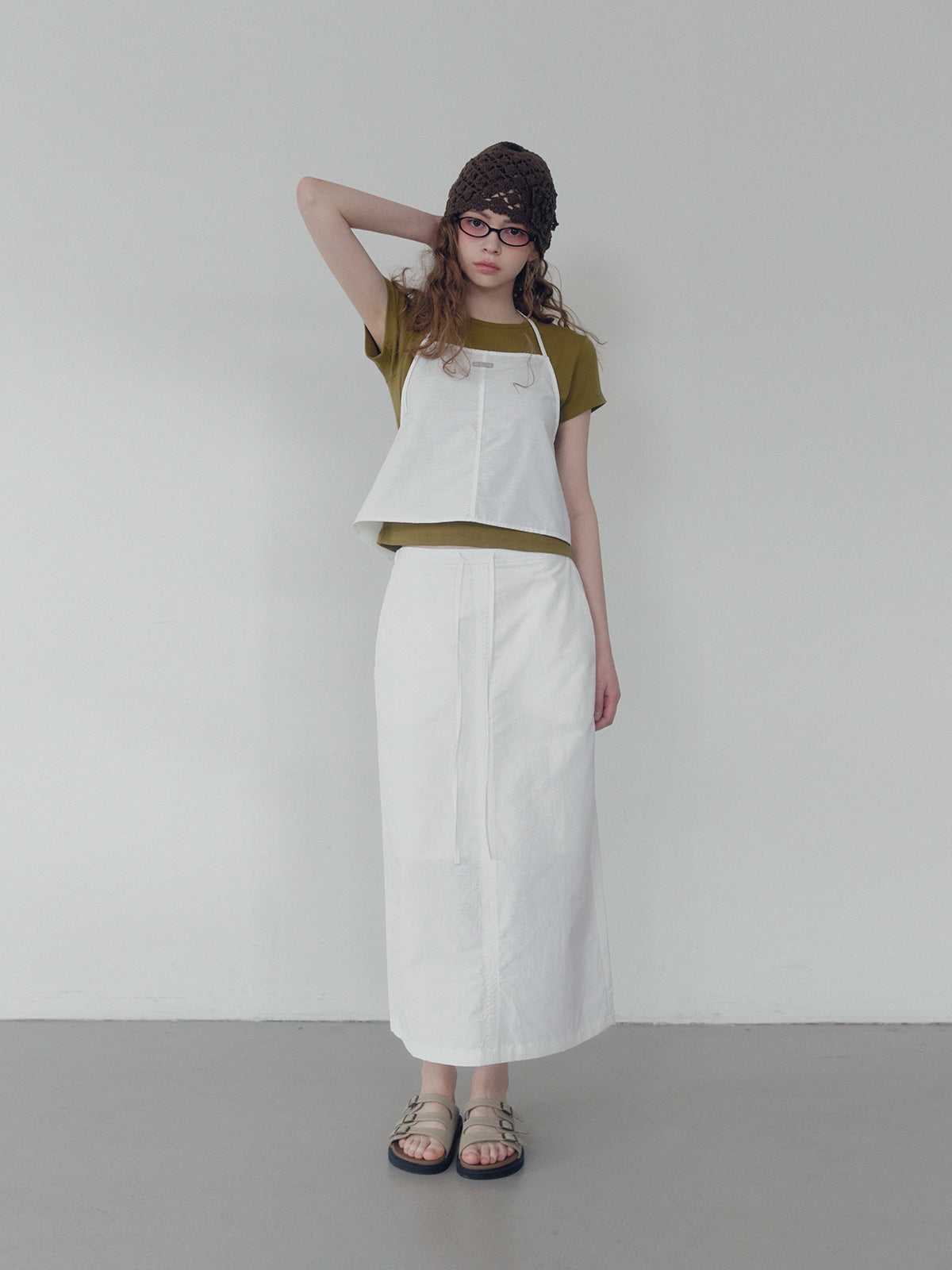 [TWEE] Chetin Halter Sleeveless & Skirt Set