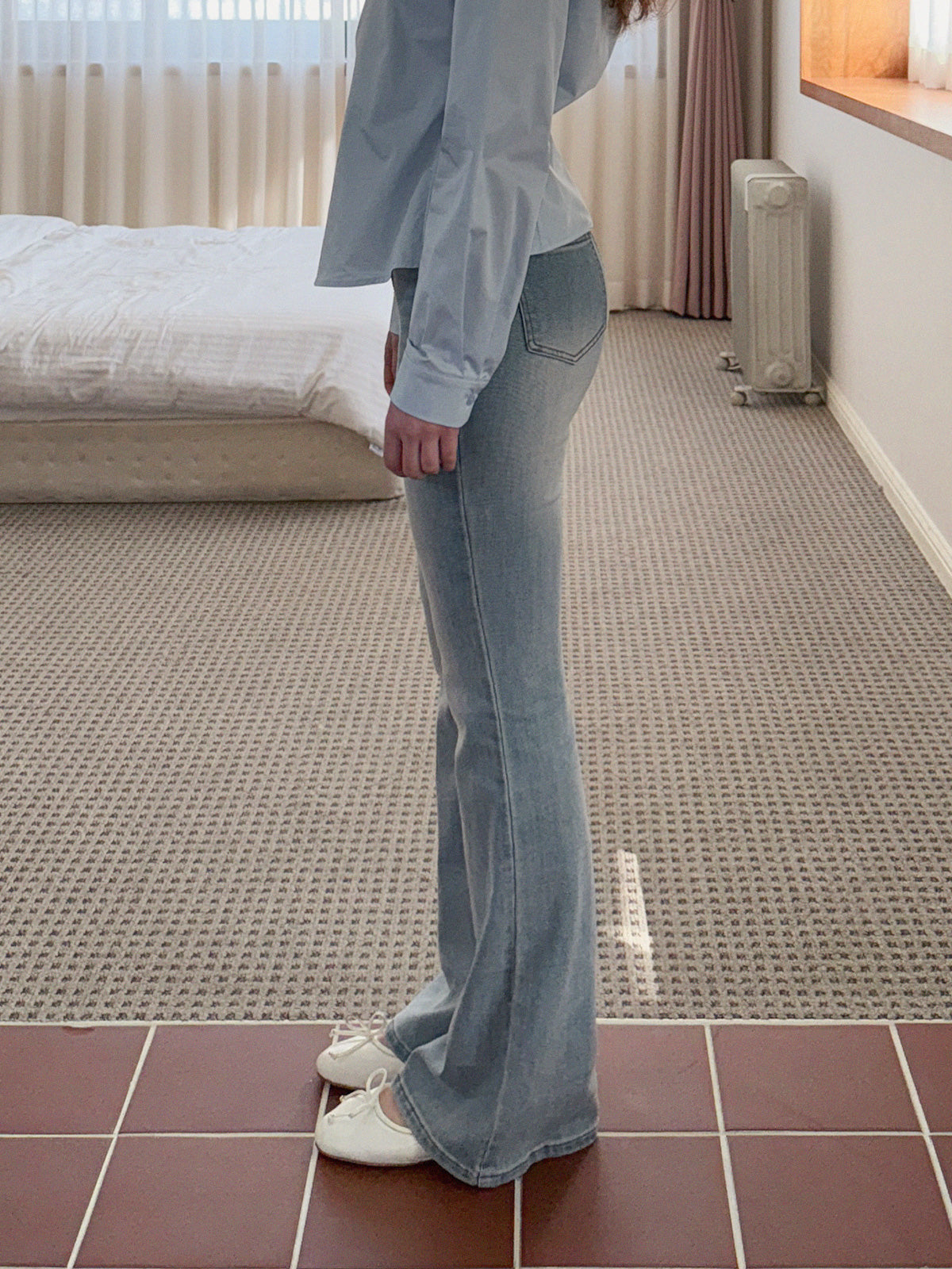 [TWEE] Kisha Vintage Washed Bootcut Denim Pants