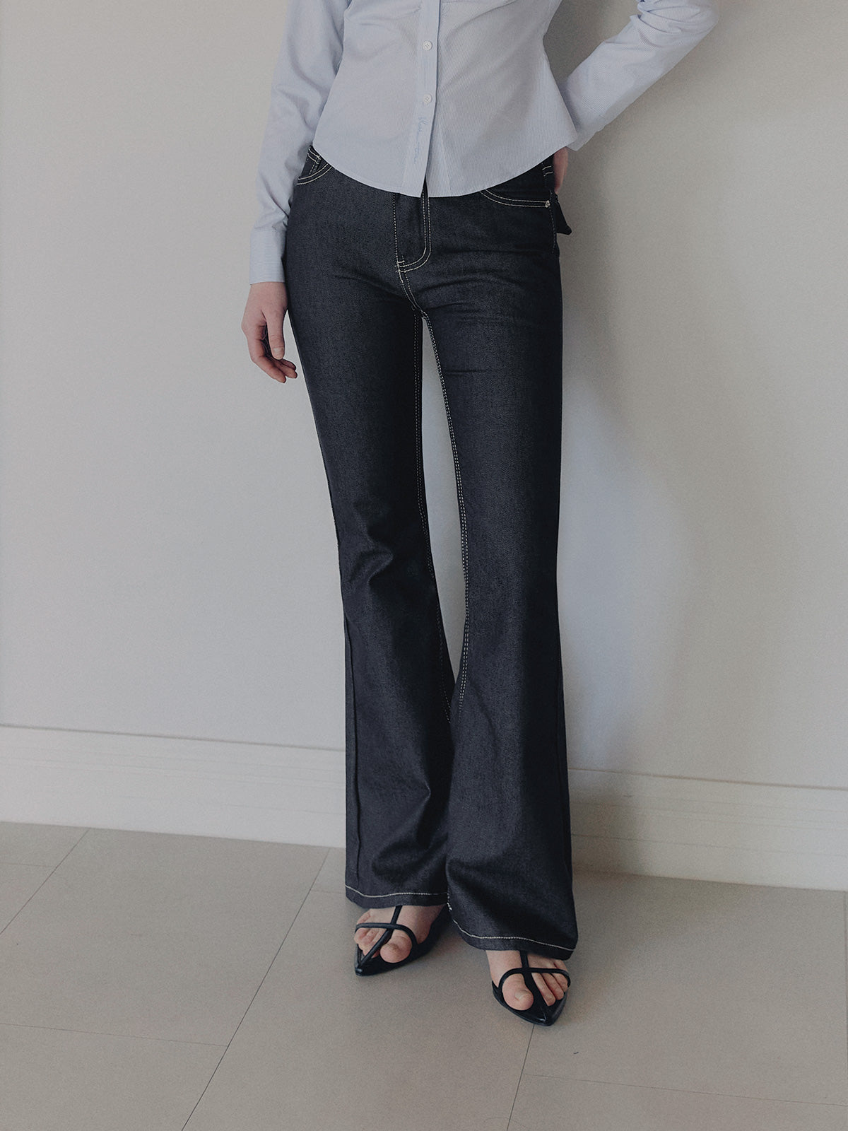 [TWEE] Poca raw semi bootcut long denim pants