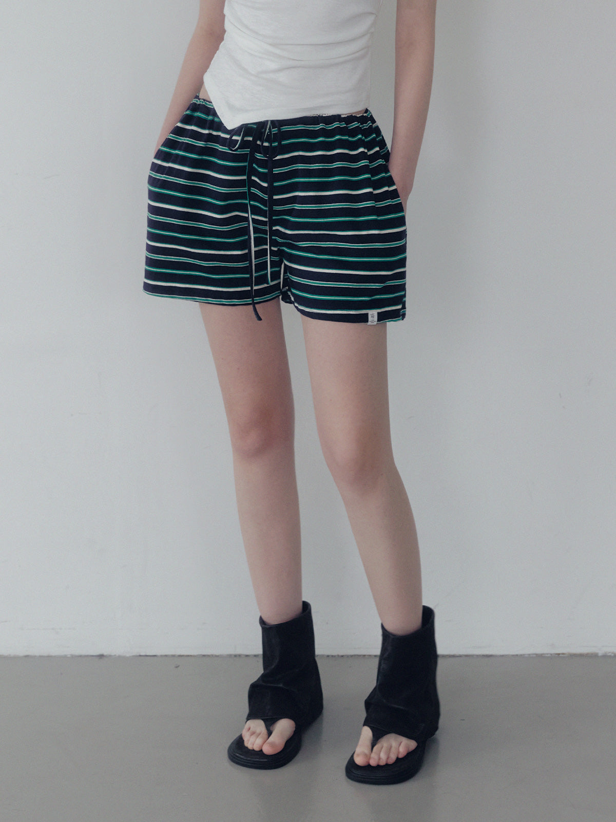 [TWEE] Caron stripe banding short pants