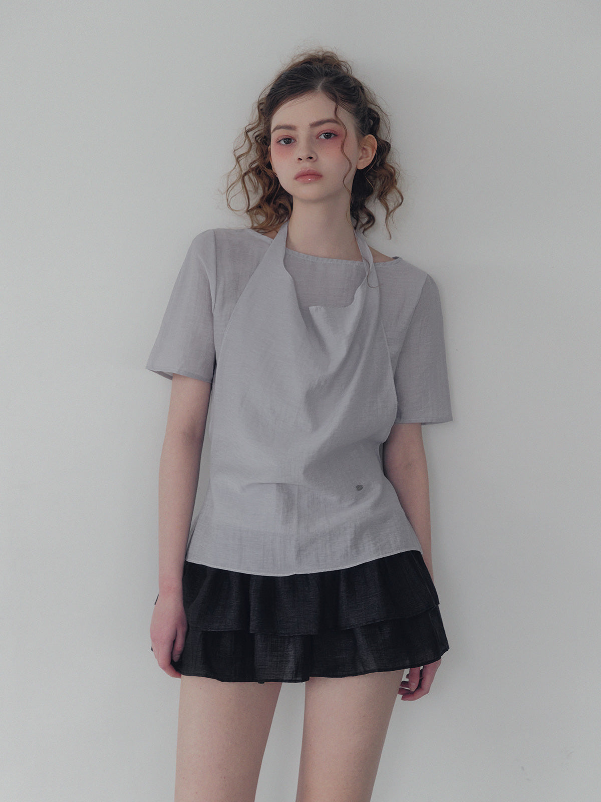 [TWEE] Ind halter neck sleeveless & short sleeve blouse set