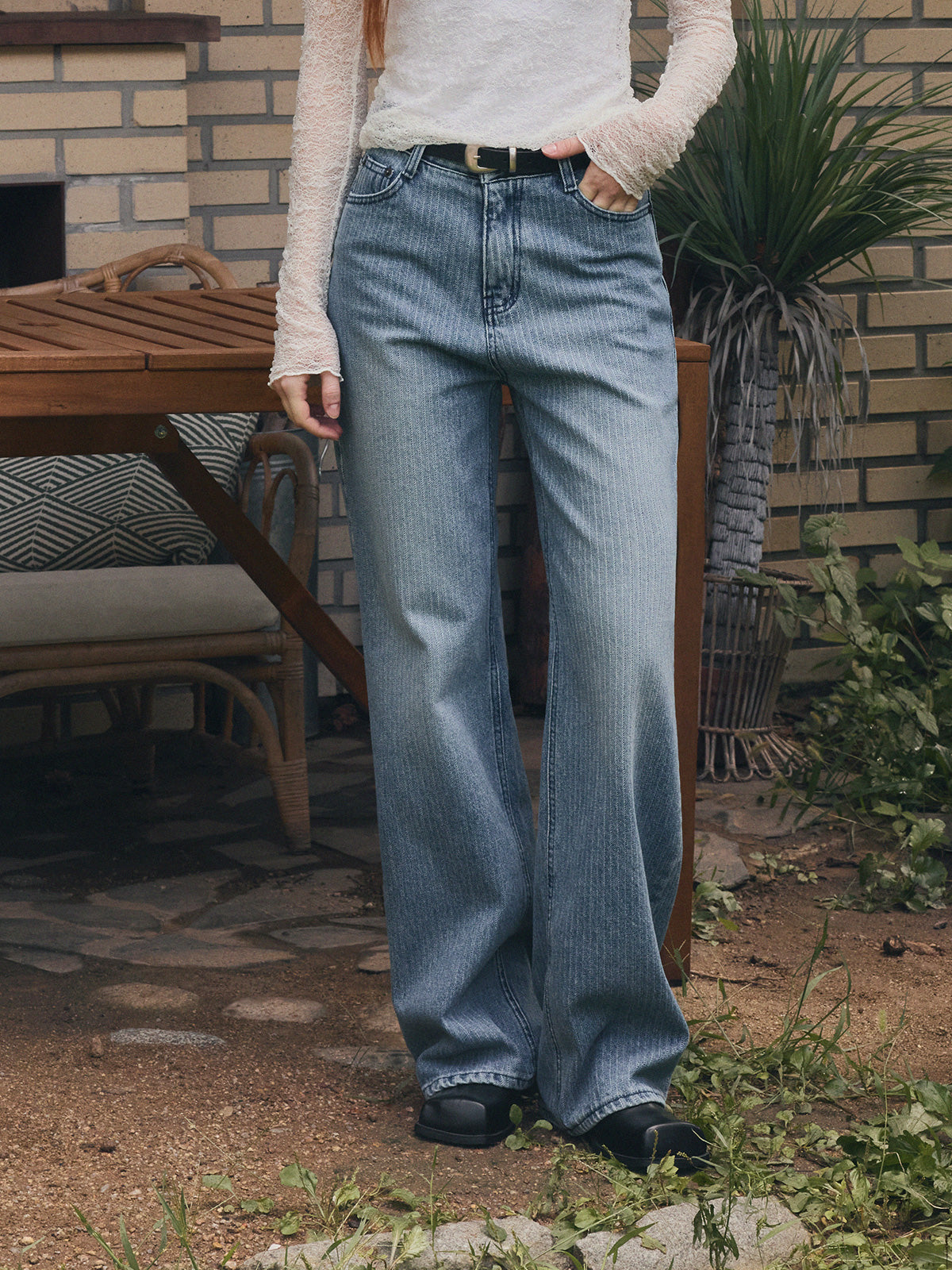 [TWEE] Izell Stripe Wide Denim Pants