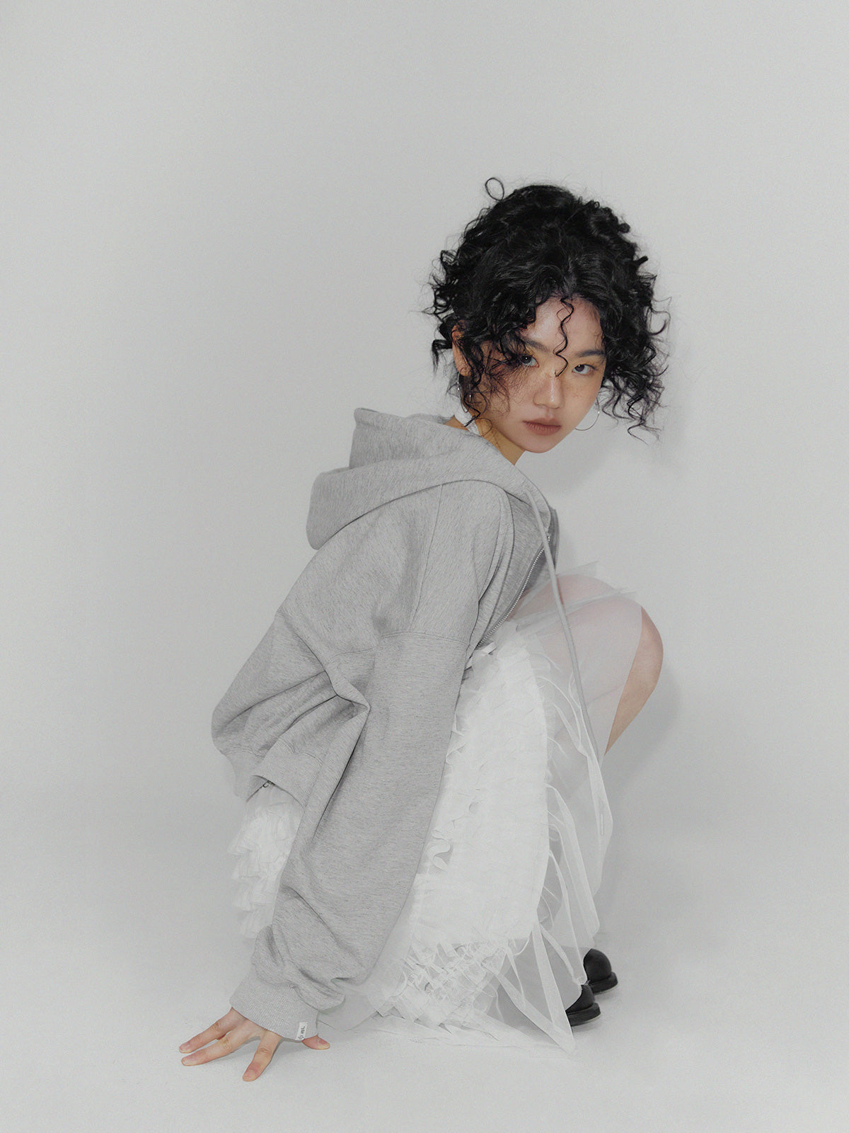 [TWEE] Alden Basic Long-Sleeve Hood Zip-Up