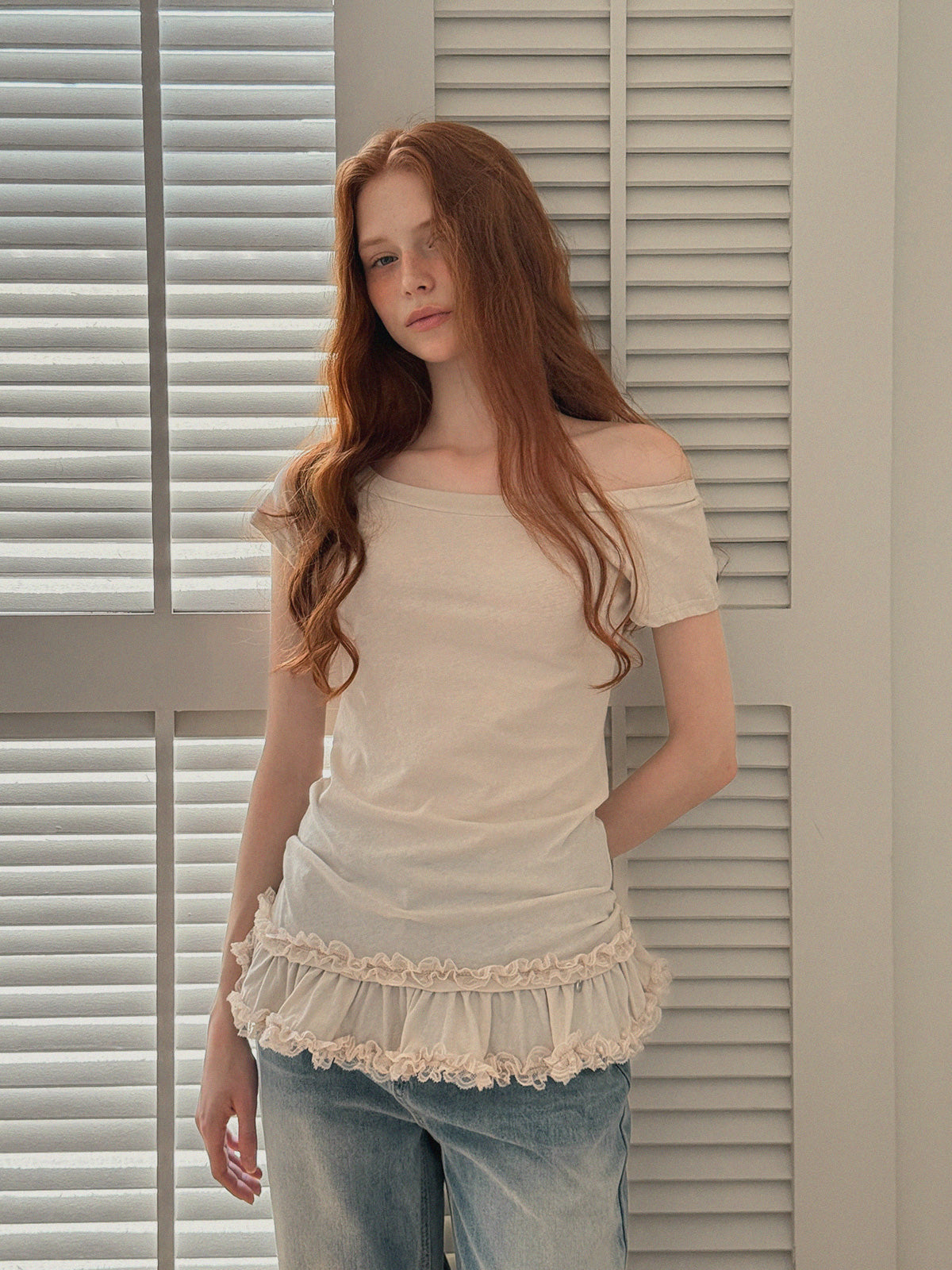 [TWEE] Beige Frill Off-Shoulder Short Sleeve Tee