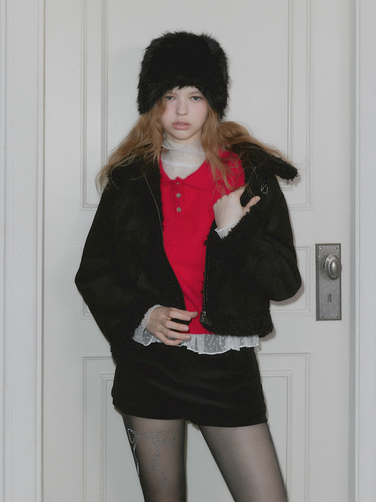[TWEE] Bear Collar Short Shearling Jumper