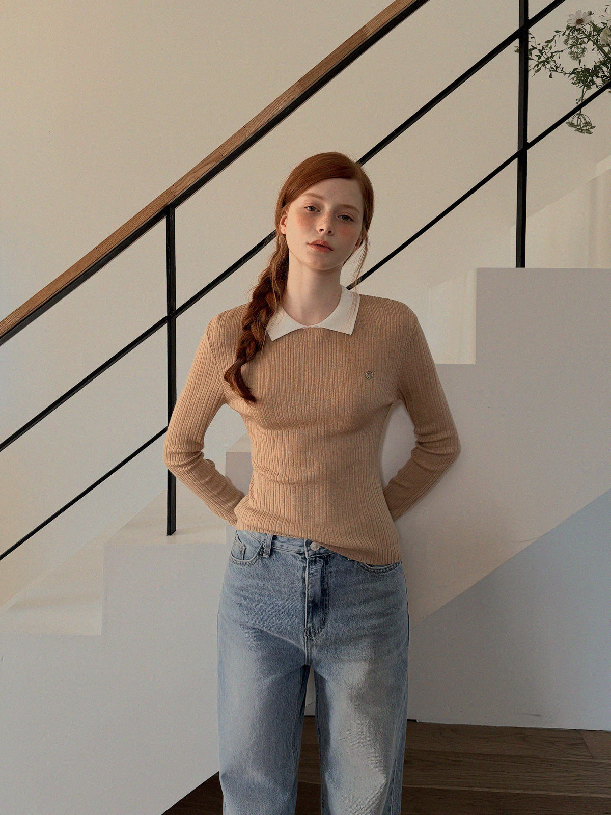 [TWEE] Rimet Contrast Collar Long Sleeve Knit