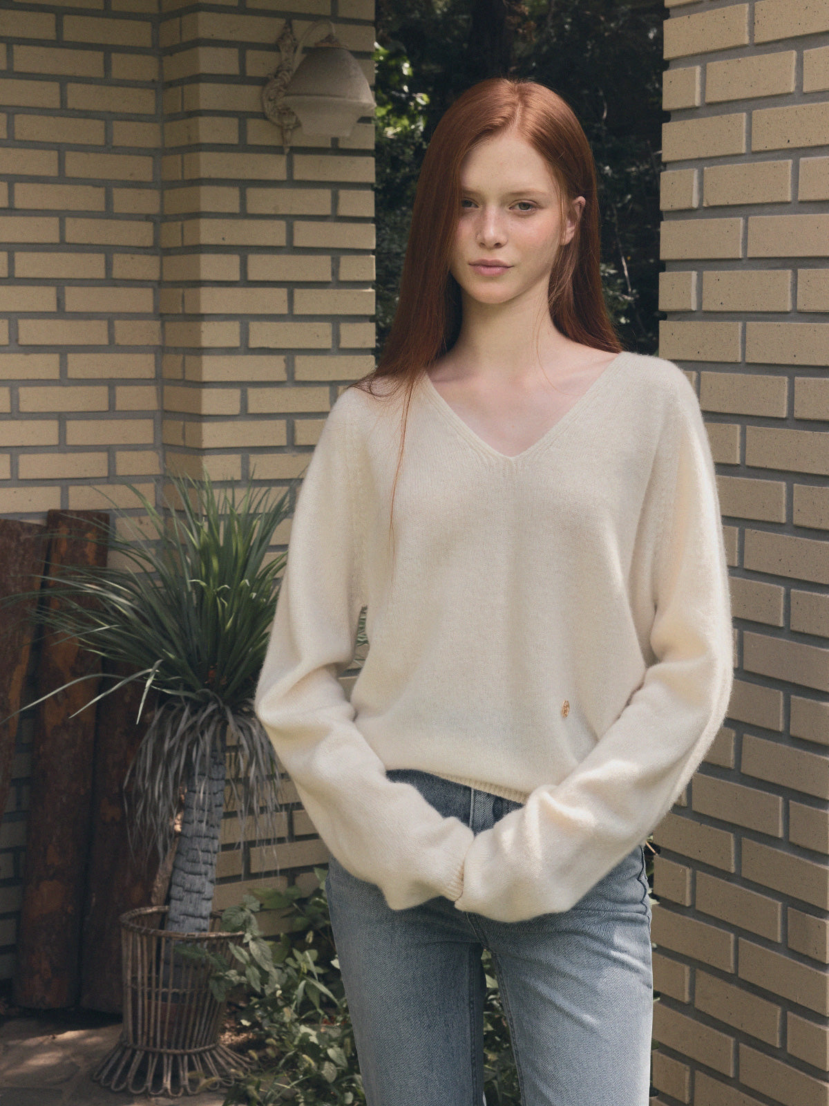 [TWEE] Longc Wool Pastel V-Neck Long-Sleeve Knit