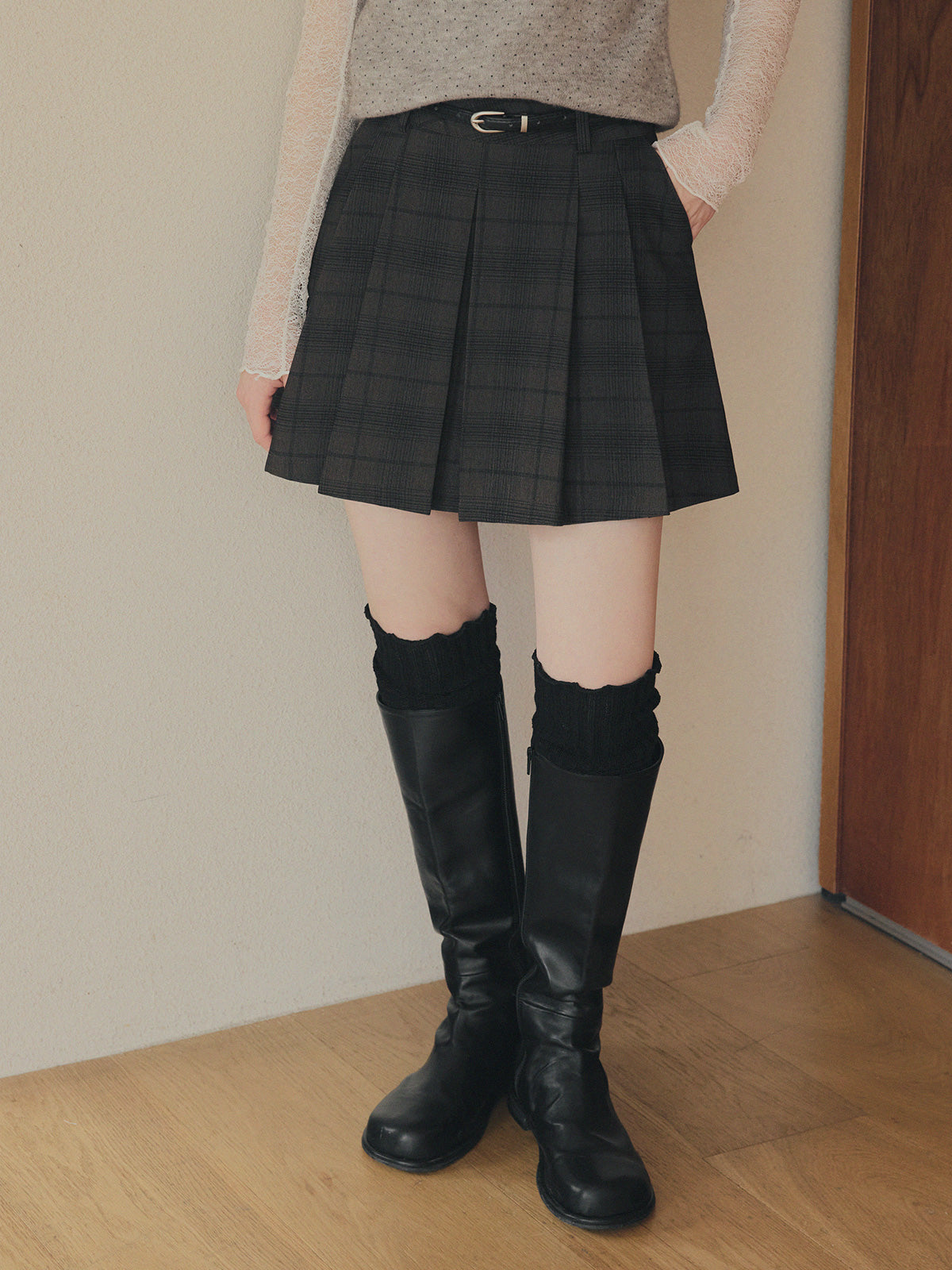 [TWEE] Roben Check Pleated Mini Skirt (with Belt Set)