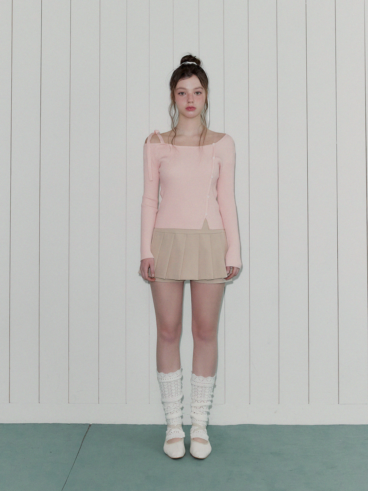 [TWEE] Morica Asym Off-Shoulder Long Sleeve Knit