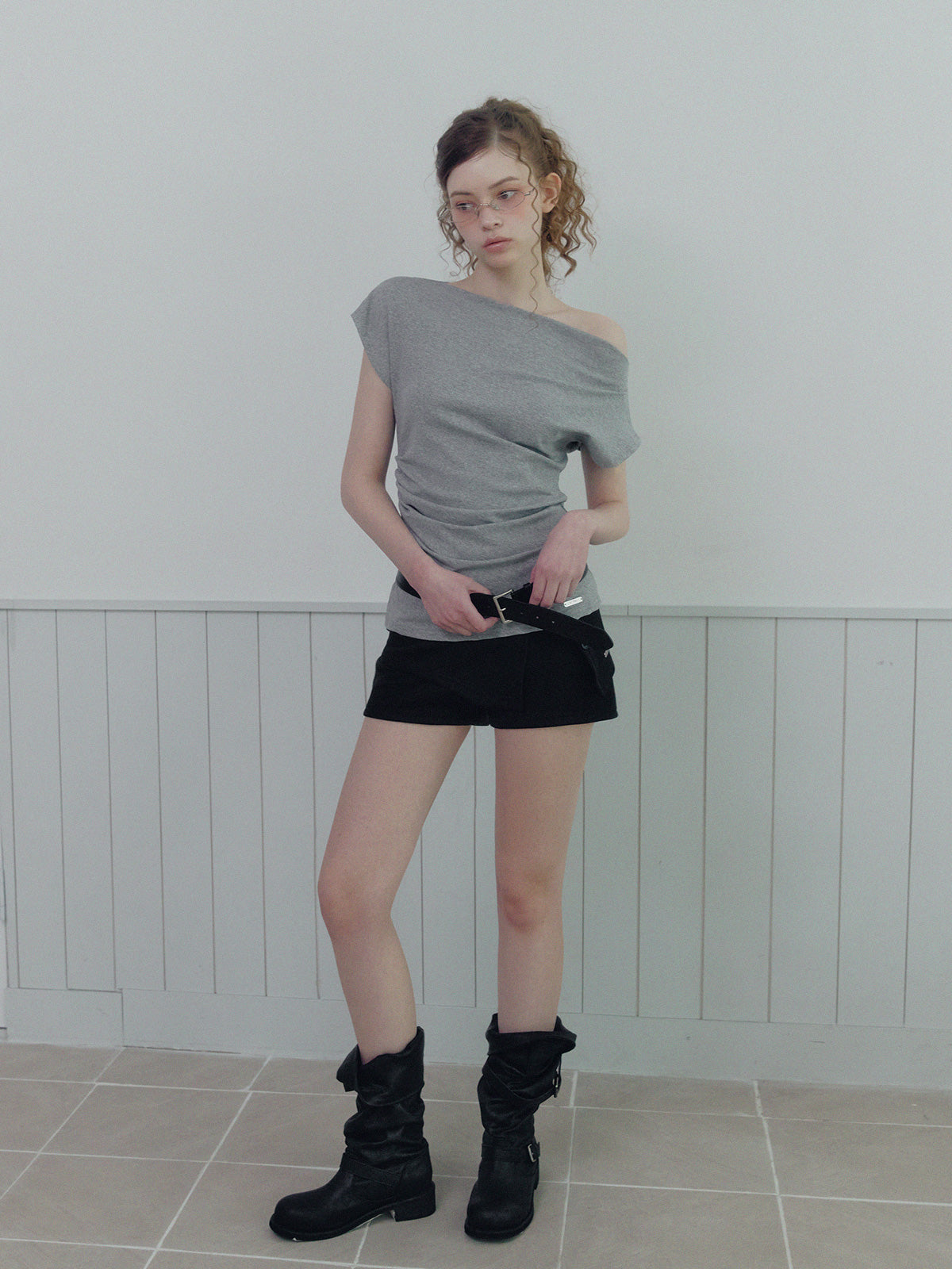 [TWEE] Mua One-Shoulder Shirred Asym T-Shirt (Belt Set)