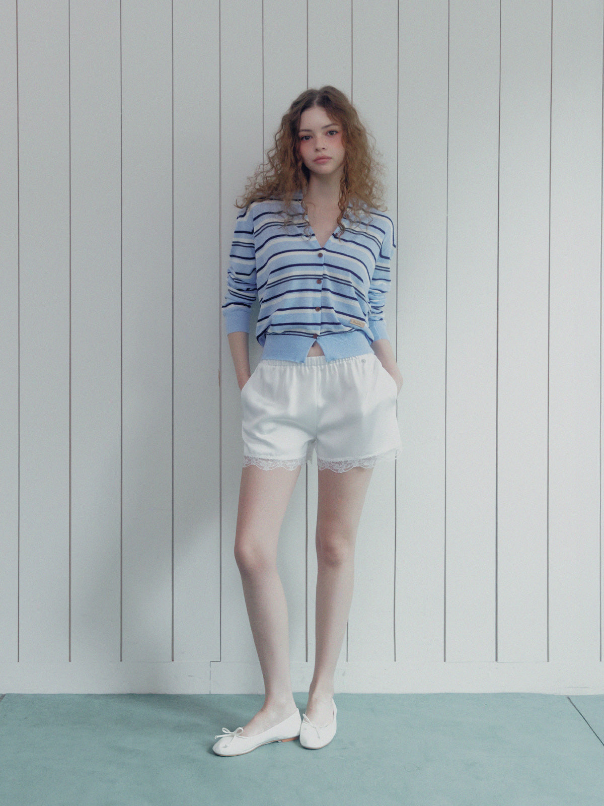 [TWEE] Trevit 缎面蕾丝短裤