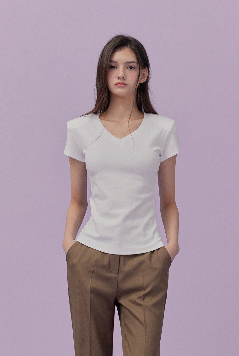 [TWEE] Áo Thun Cổ Chữ V Tay Ngắn