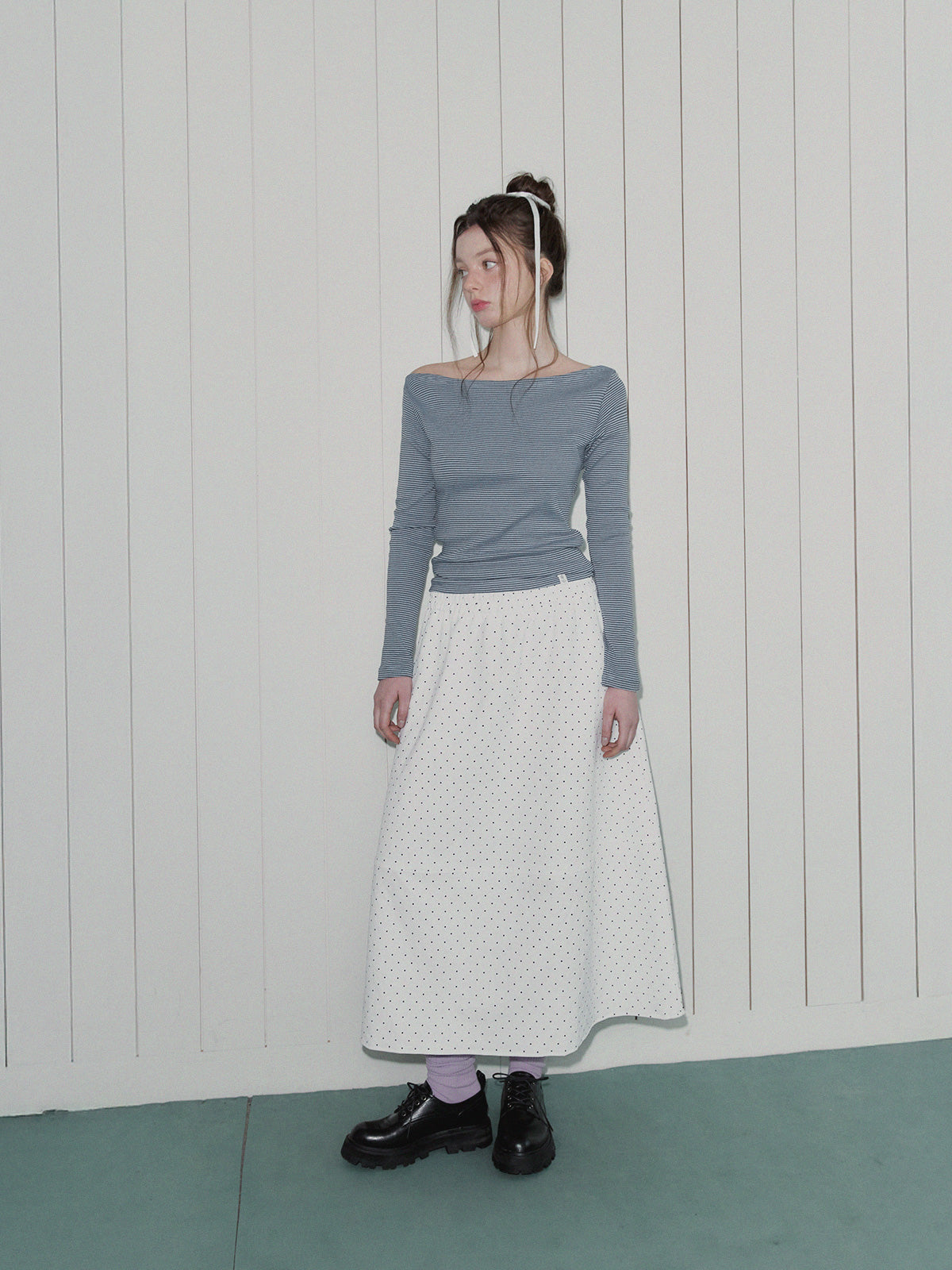 [TWEE] Musen Stripe Off-Shoulder Long Sleeve Tee