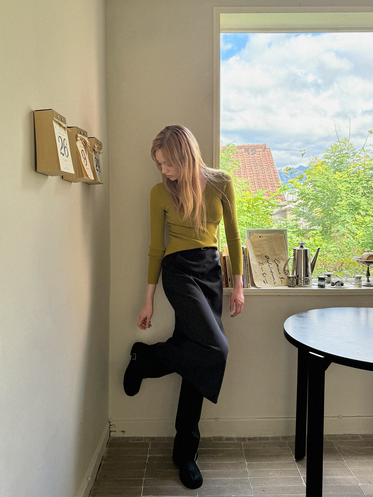 [TWEE] Tion Basic U-Ausschnitt Langarm Strick