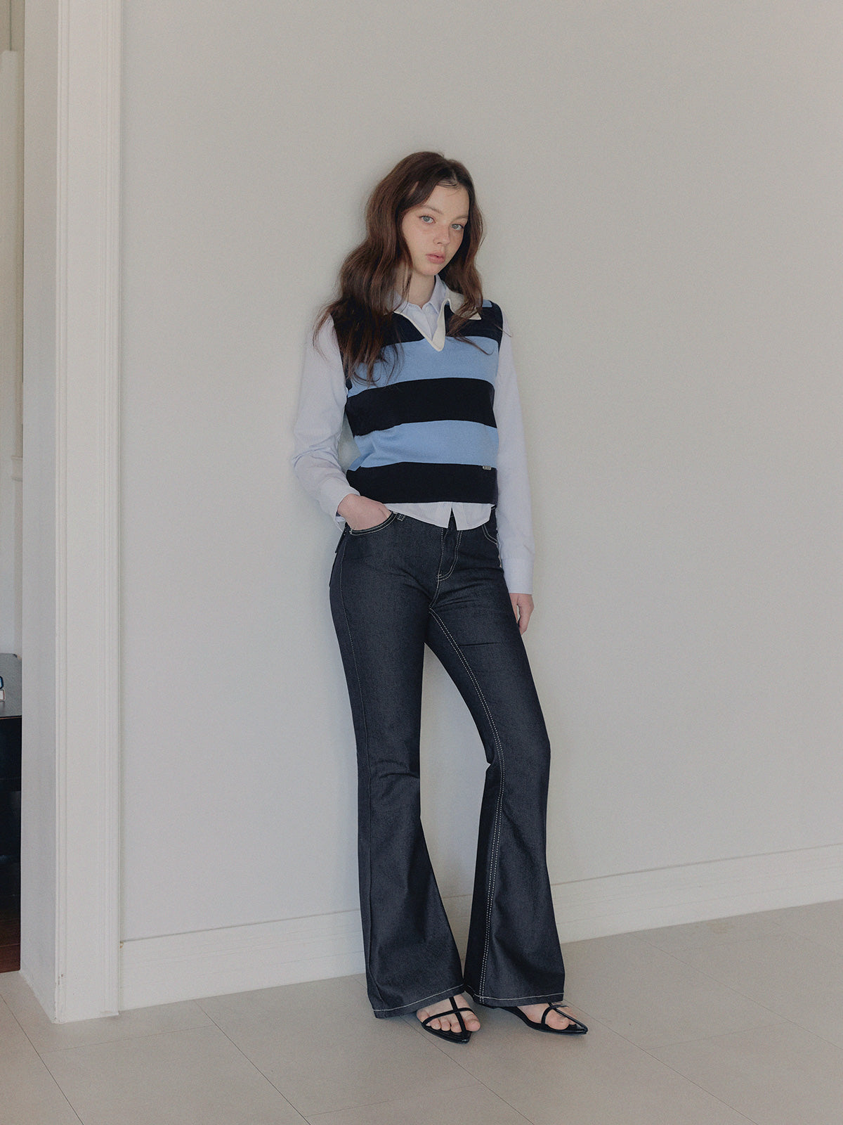 [TWEE] Curtin领条纹撞色无袖针织衫