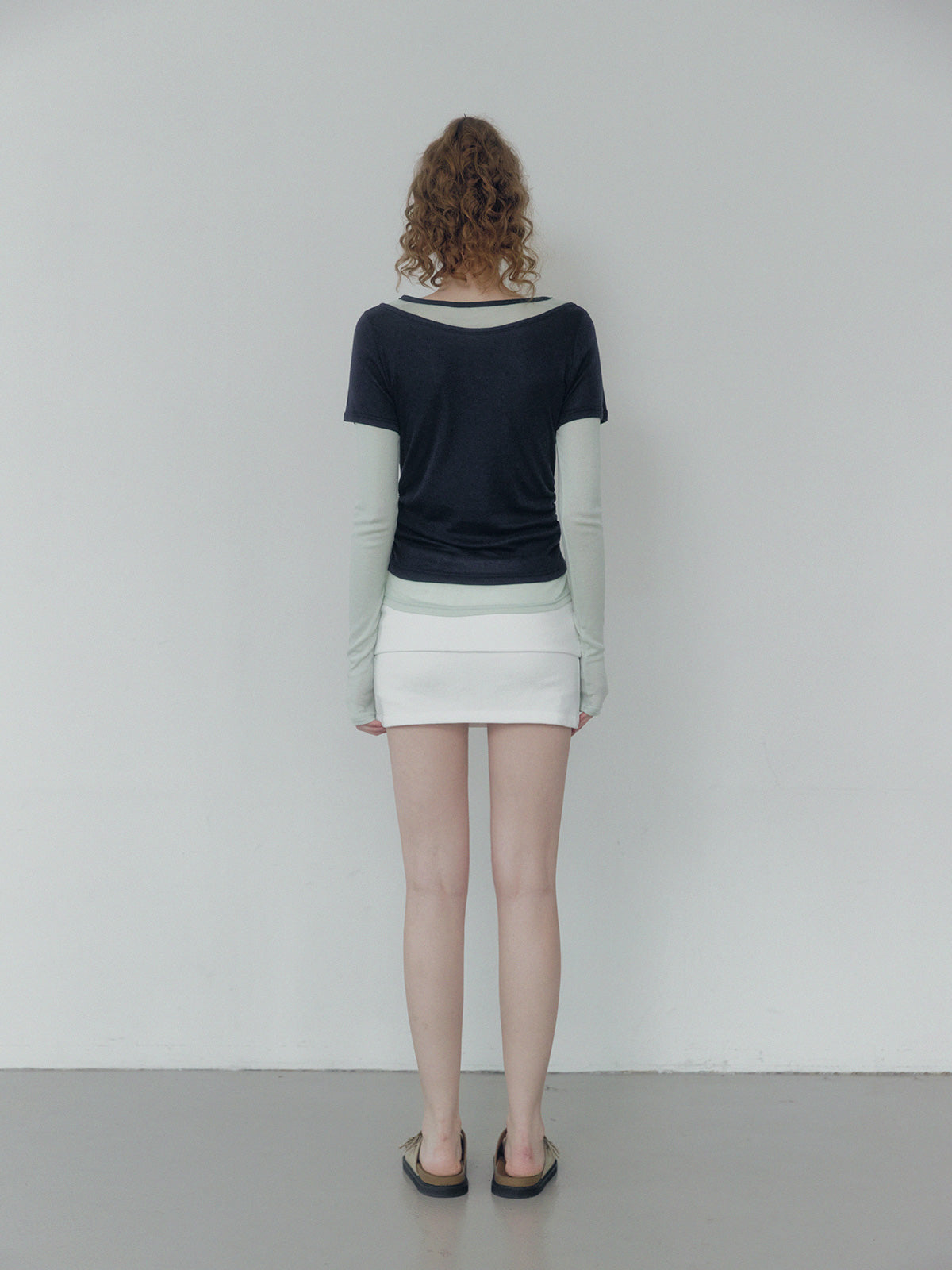 [TWEE] Lett contrast layered shirring long sleeve t-shirt