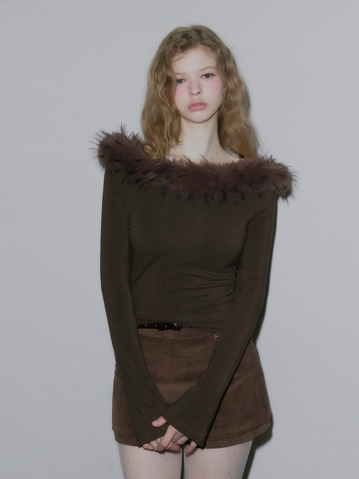 [TWEE] Litto fur shirring off-shoulder long-sleeve top