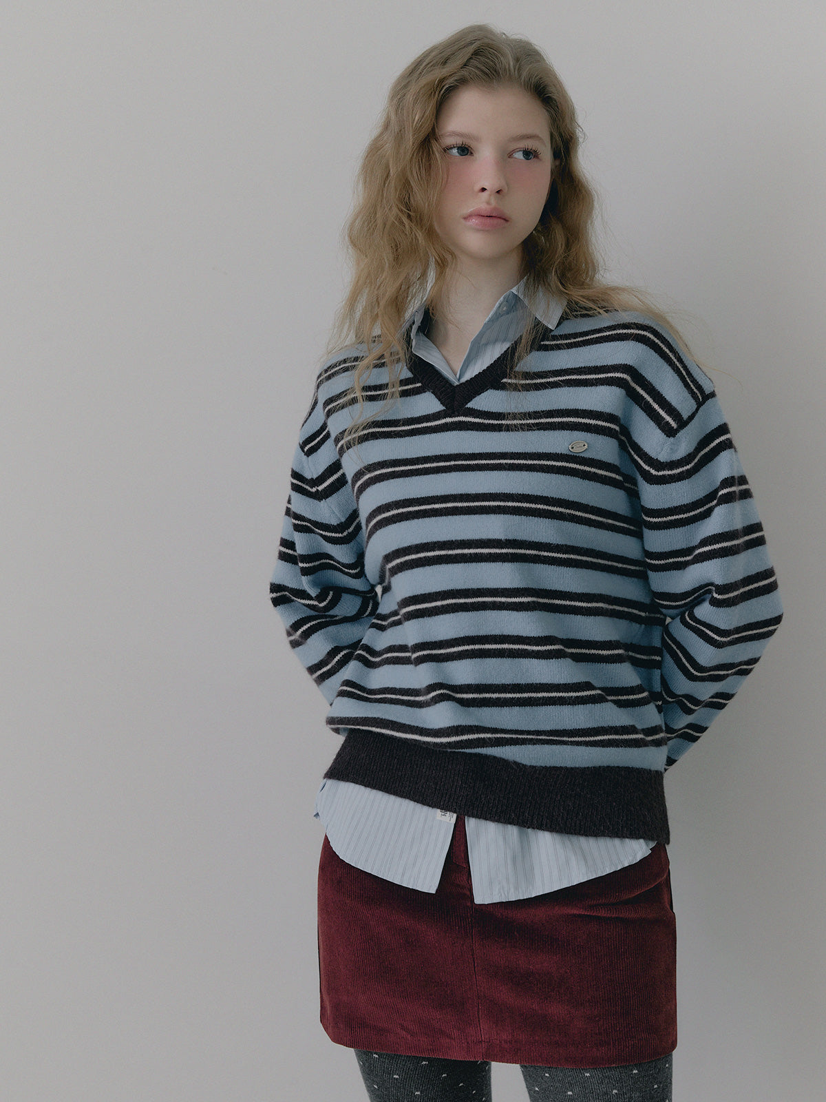 [TWEE] Coder Stripe V-Ausschnitt Stricktop