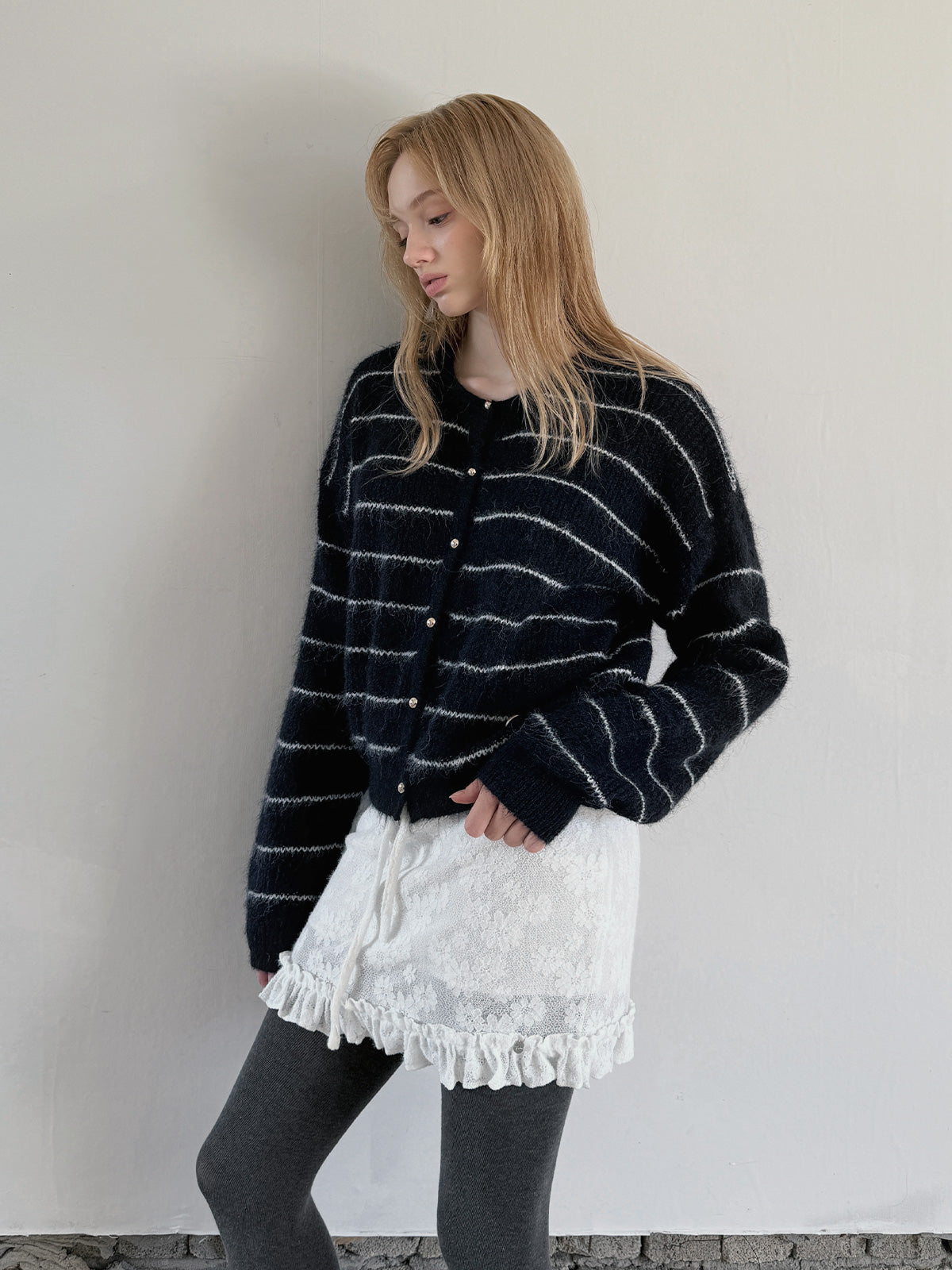 [TWEE] Cardigan a bottoni a righe lavorato a maglia