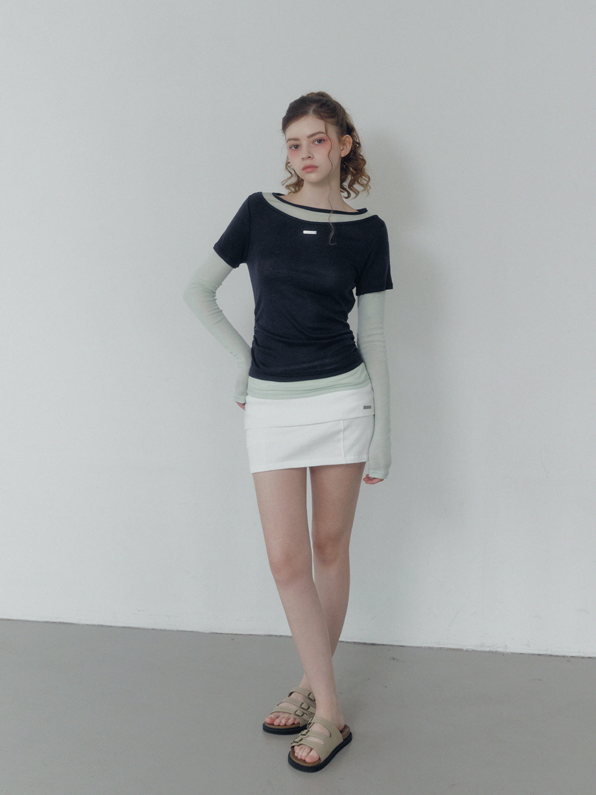 [TWEE] Lett contrast layered shirring long sleeve t-shirt