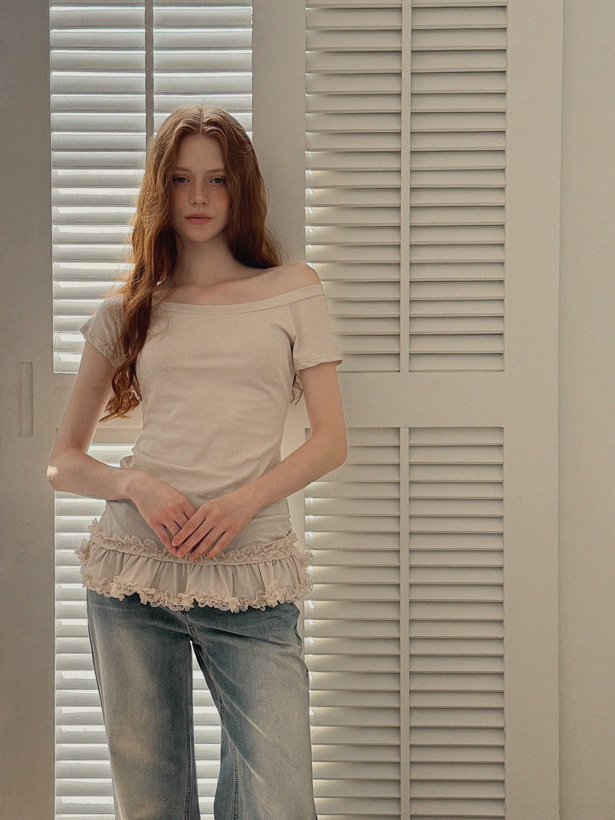 [TWEE] Beige Frill Off-Shoulder Short Sleeve Tee